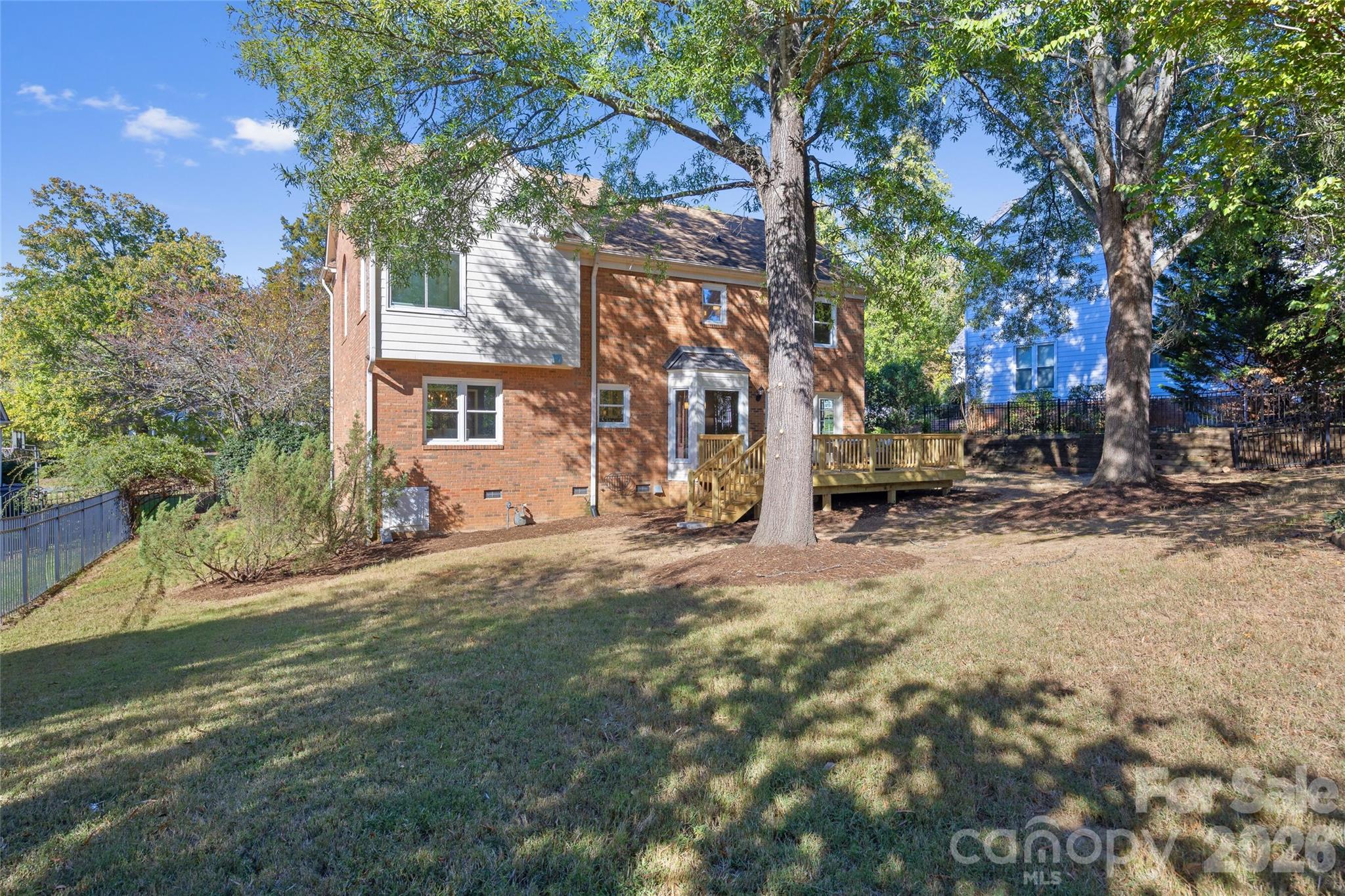 Single Family Residence at 6311 Hawkwood Lane, Charlotte, photo 37 of 42