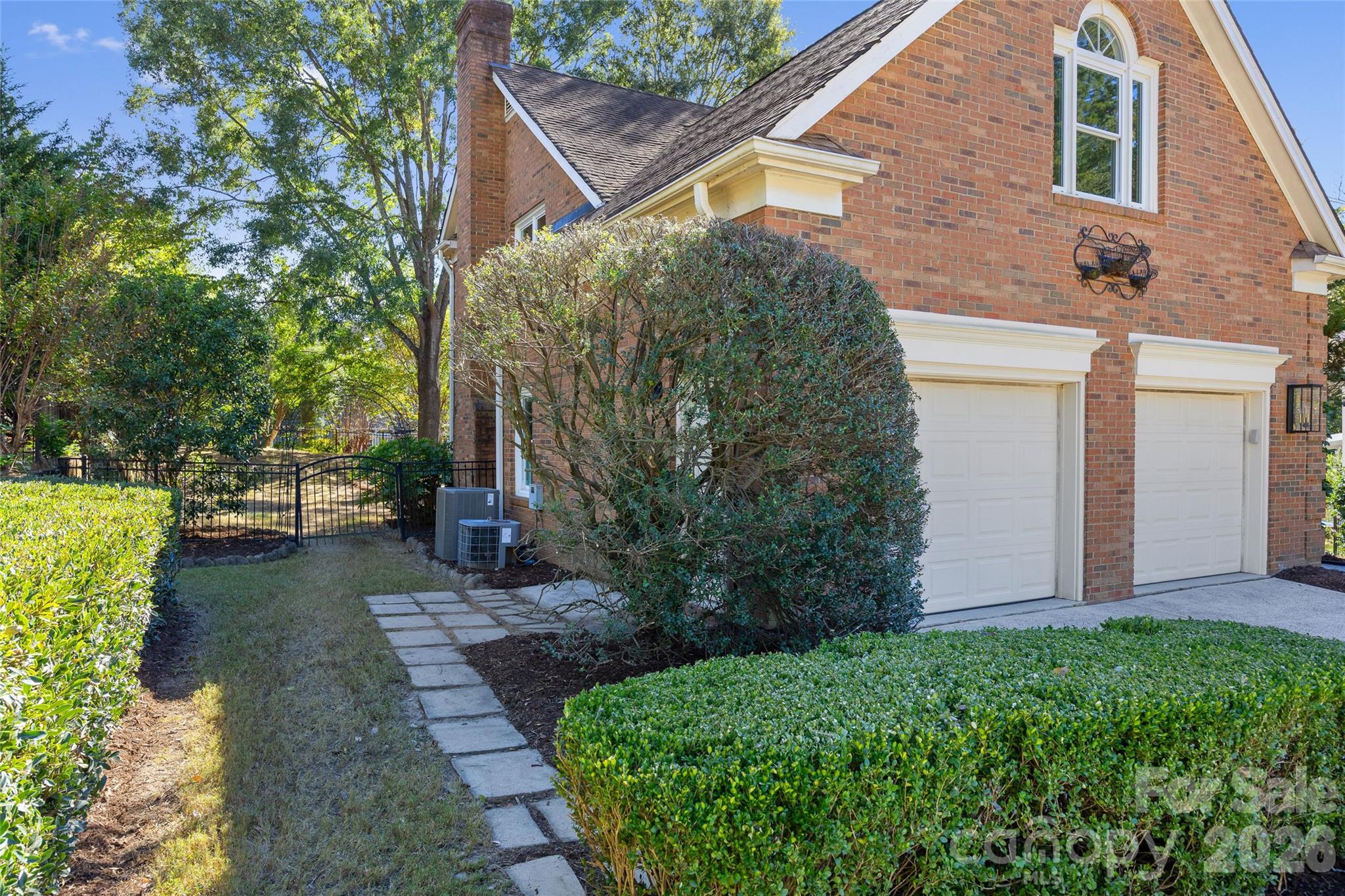 Single Family Residence at 6311 Hawkwood Lane, Charlotte, photo 40 of 42