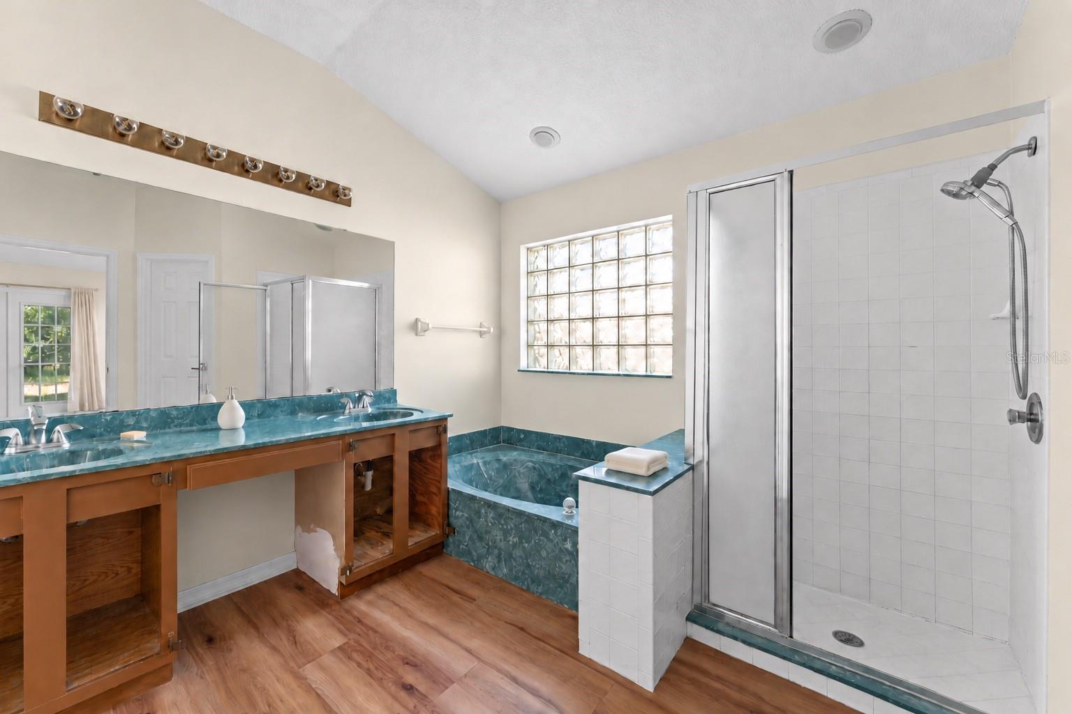 Single Family Residence at 2906 PEMBRIDGE ST, KISSIMMEE, photo 22 of 43