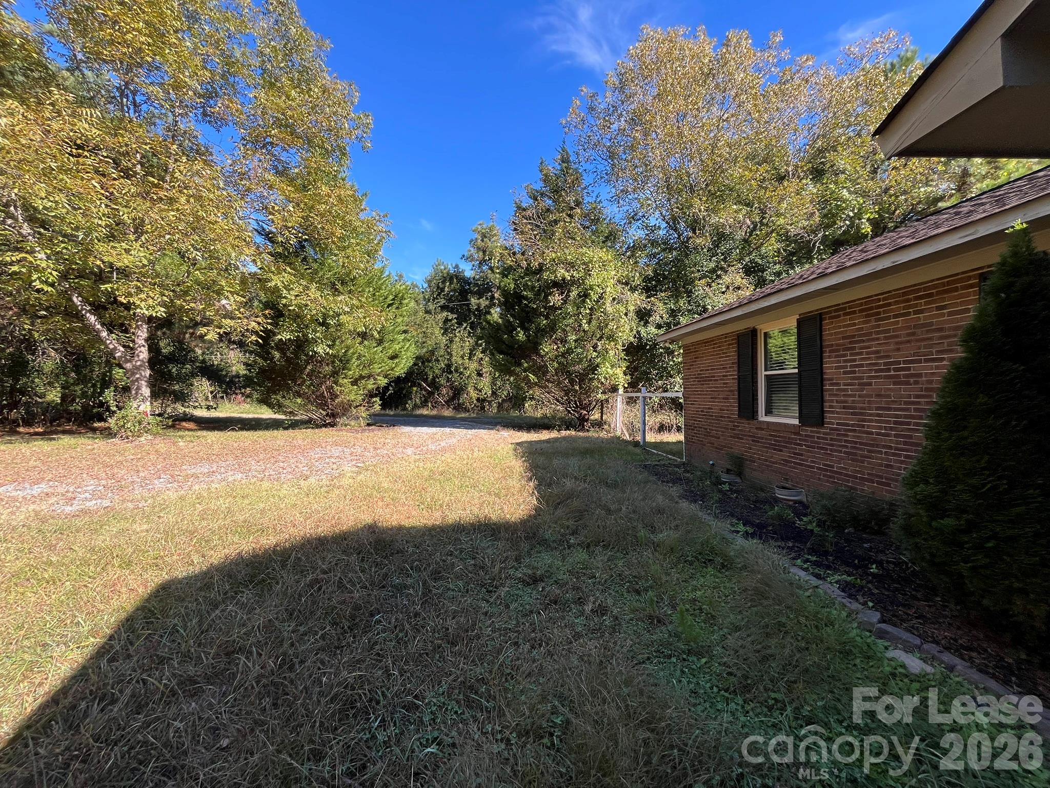 Single Family Residence at 3008 Fincher Road, Matthews, photo 7 of 36