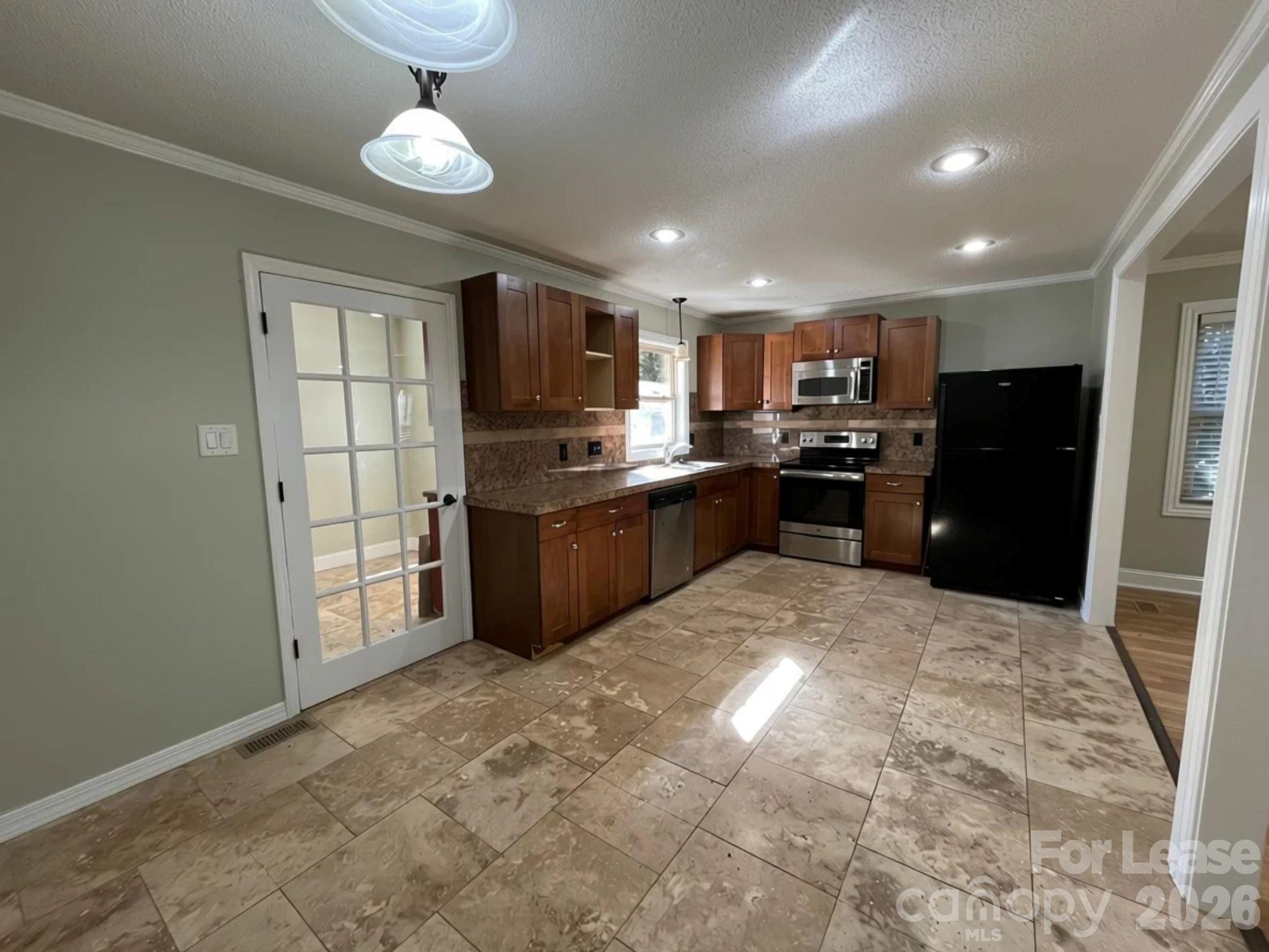 Single Family Residence at 3008 Fincher Road, Matthews, photo 11 of 36
