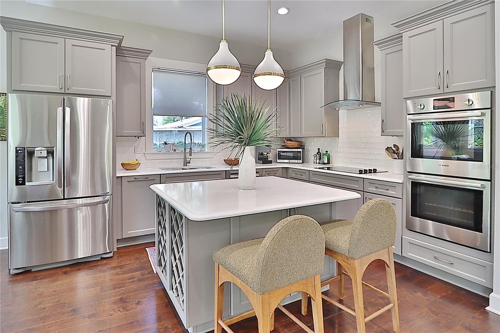 chefs kitchen with large pantry- center island with wine storage - 3106 W WYOMING AVE, TAMPA