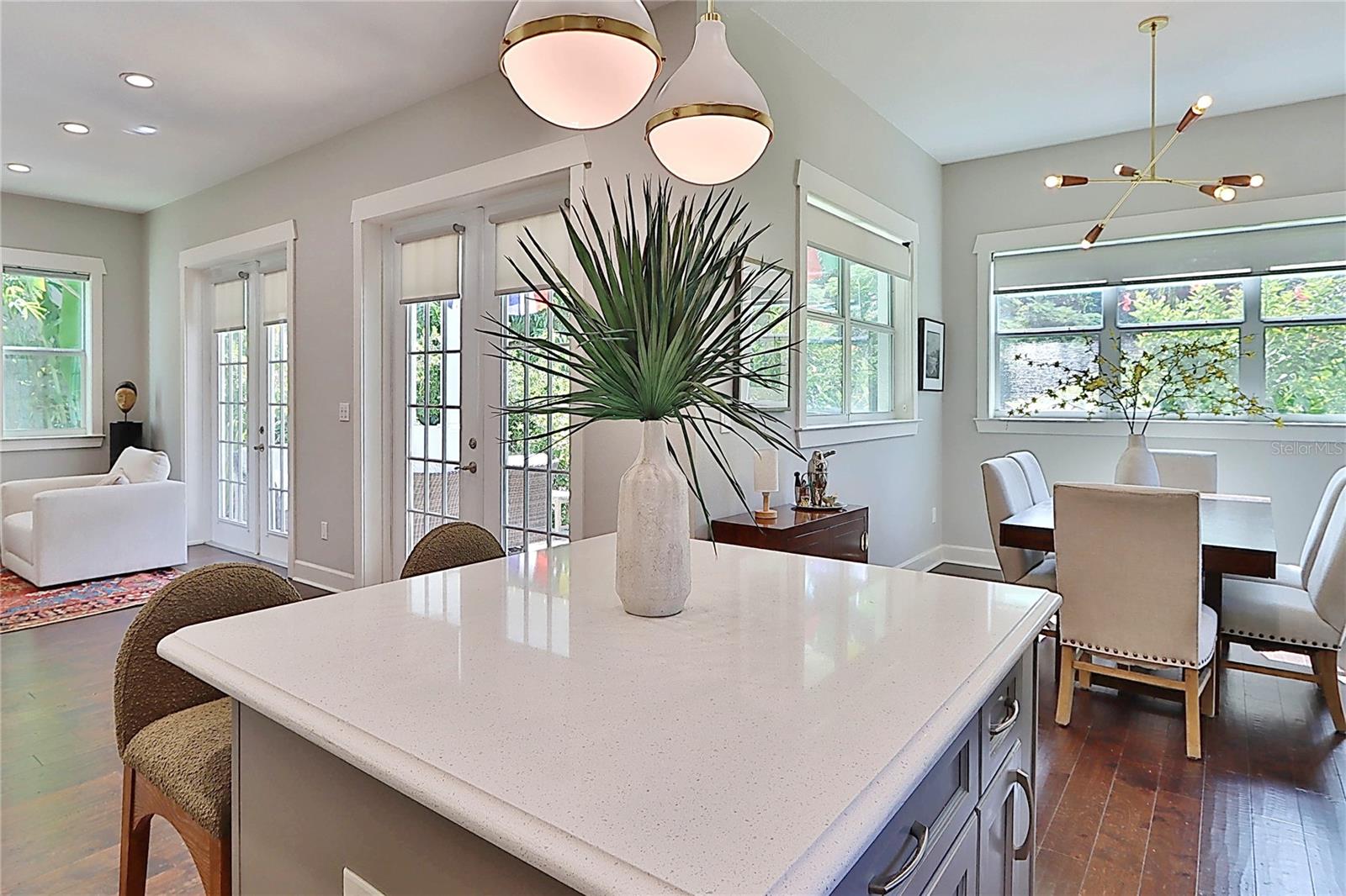 Single Family Residence at 3106 W WYOMING AVE, TAMPA, photo 14 of 40