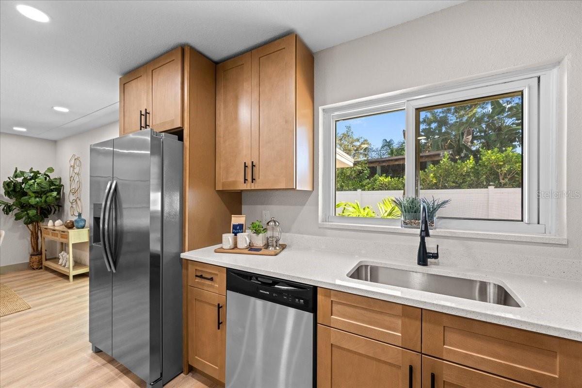 Single Family Residence at 213 PARK ST N, ST PETERSBURG, photo 22 of 69
