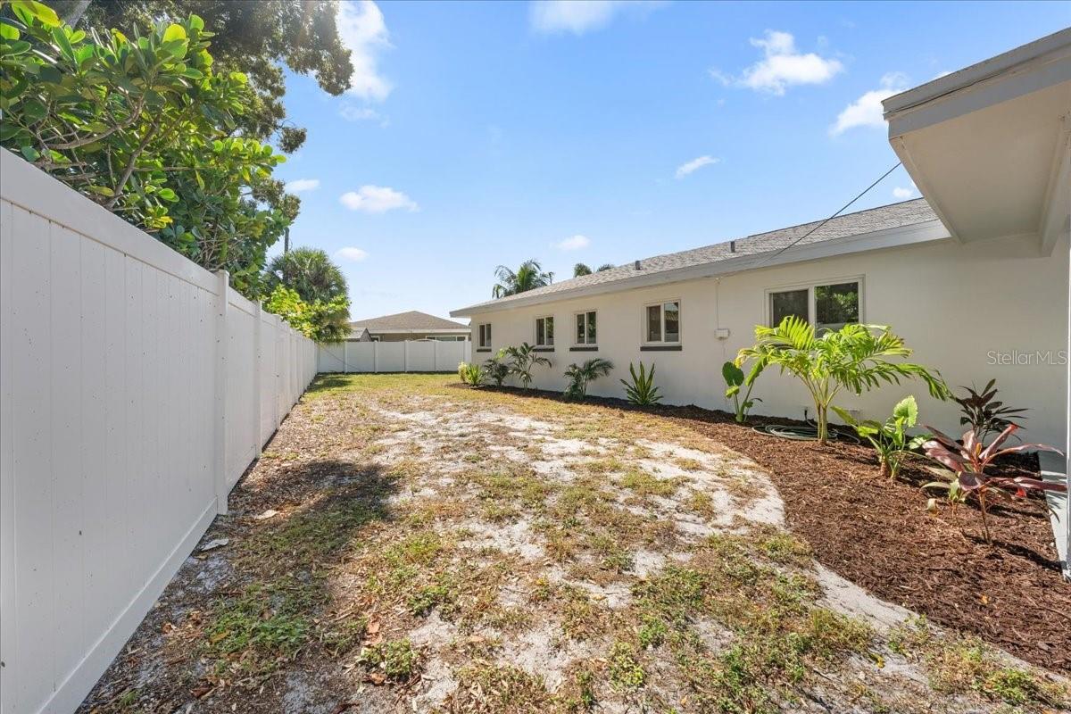 Single Family Residence at 213 PARK ST N, ST PETERSBURG, photo 46 of 69