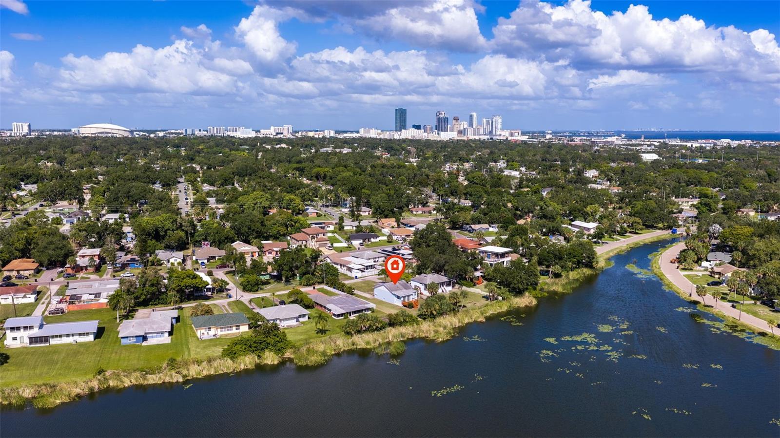 Single Family Residence at 1065 28TH AVE S, ST PETERSBURG, photo 2 of 51