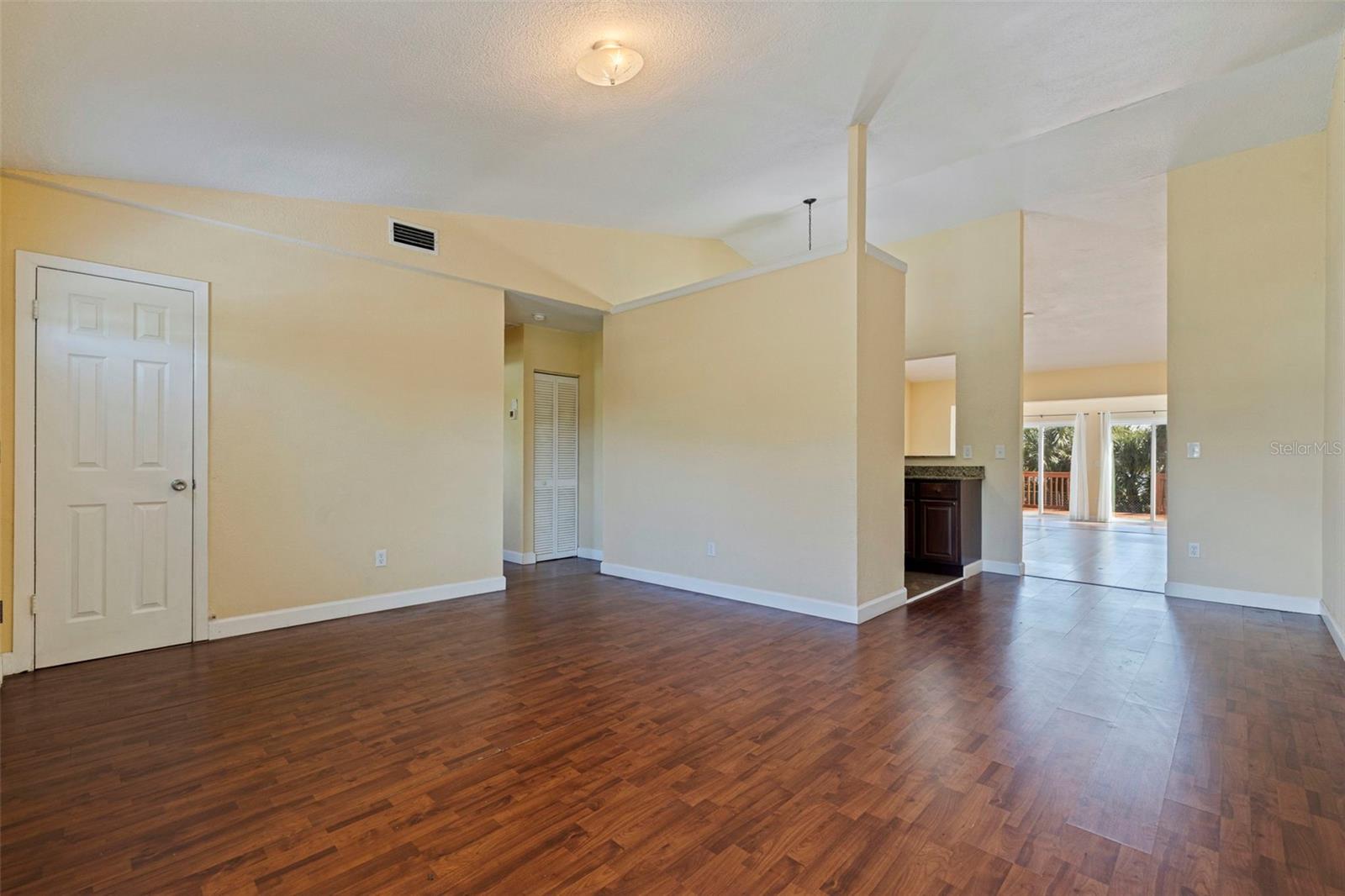 Single Family Residence at 1065 28TH AVE S, ST PETERSBURG, photo 9 of 51