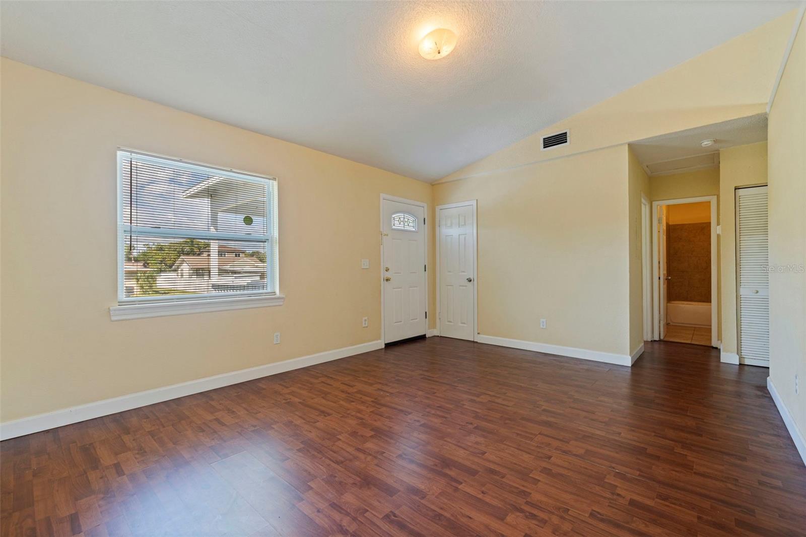 Single Family Residence at 1065 28TH AVE S, ST PETERSBURG, photo 10 of 51