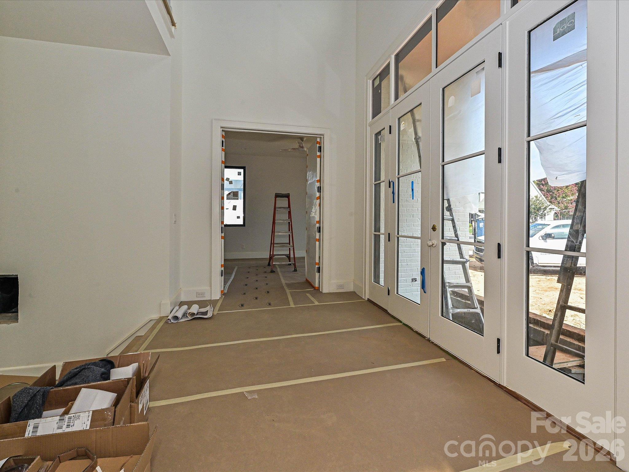 Single Family Residence at 500 Melbourne Court, Charlotte, photo 4 of 36