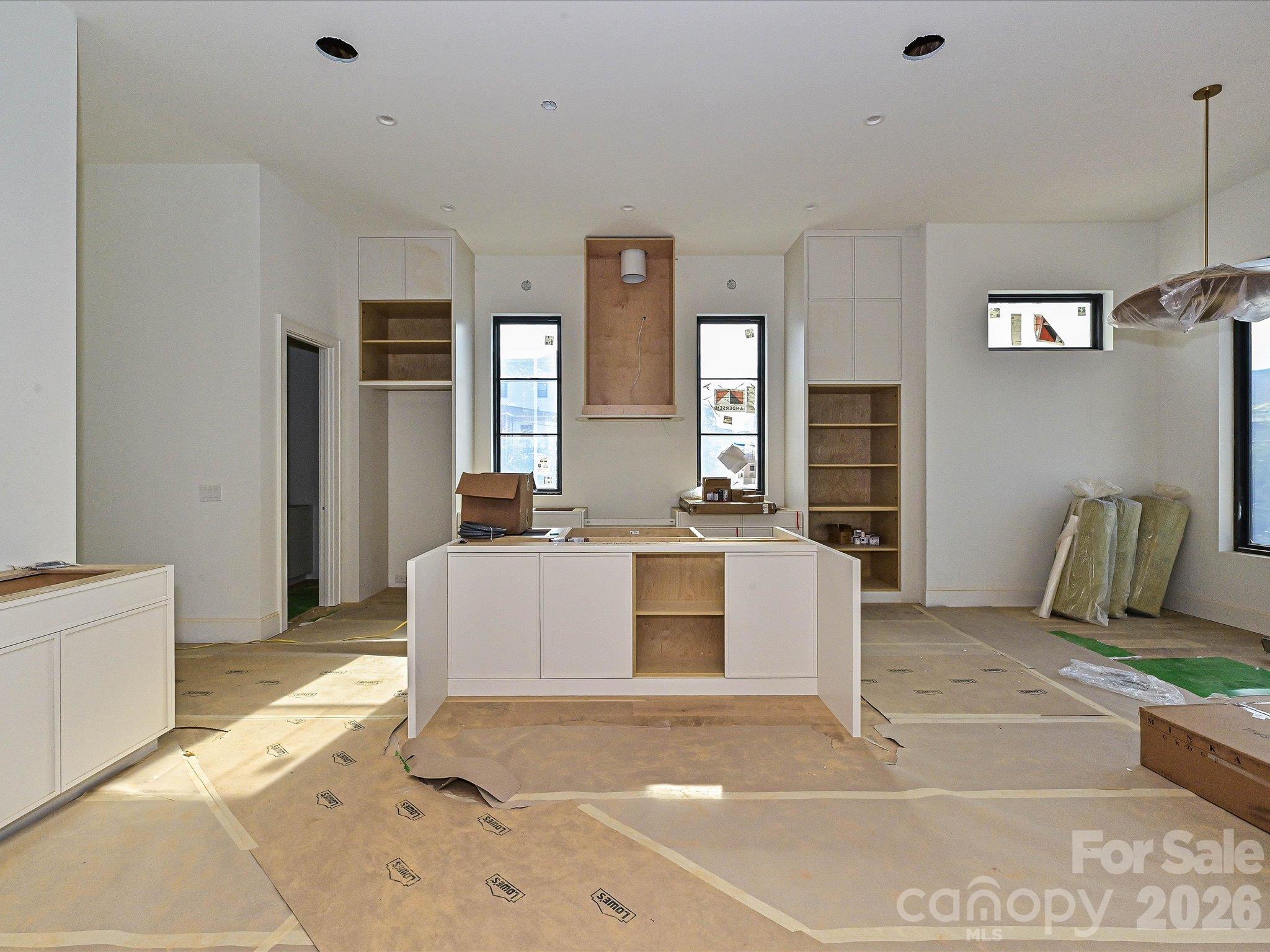 Single Family Residence at 500 Melbourne Court, Charlotte, photo 11 of 36
