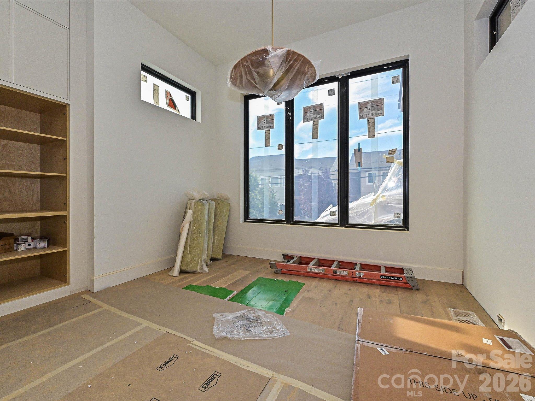 Single Family Residence at 500 Melbourne Court, Charlotte, photo 13 of 36