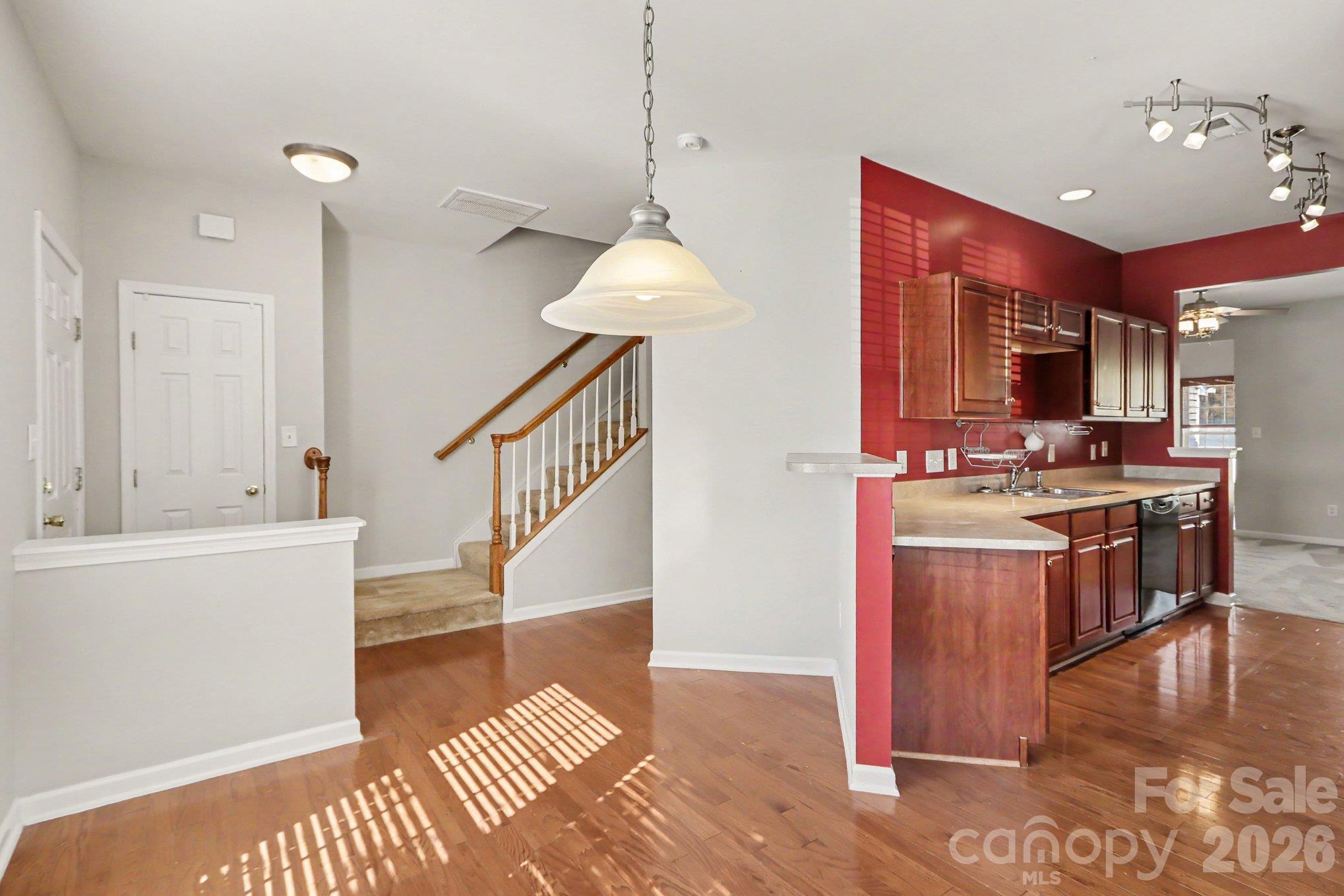 Townhouse at 4209 Coulter Crossing, Charlotte, photo 3 of 22
