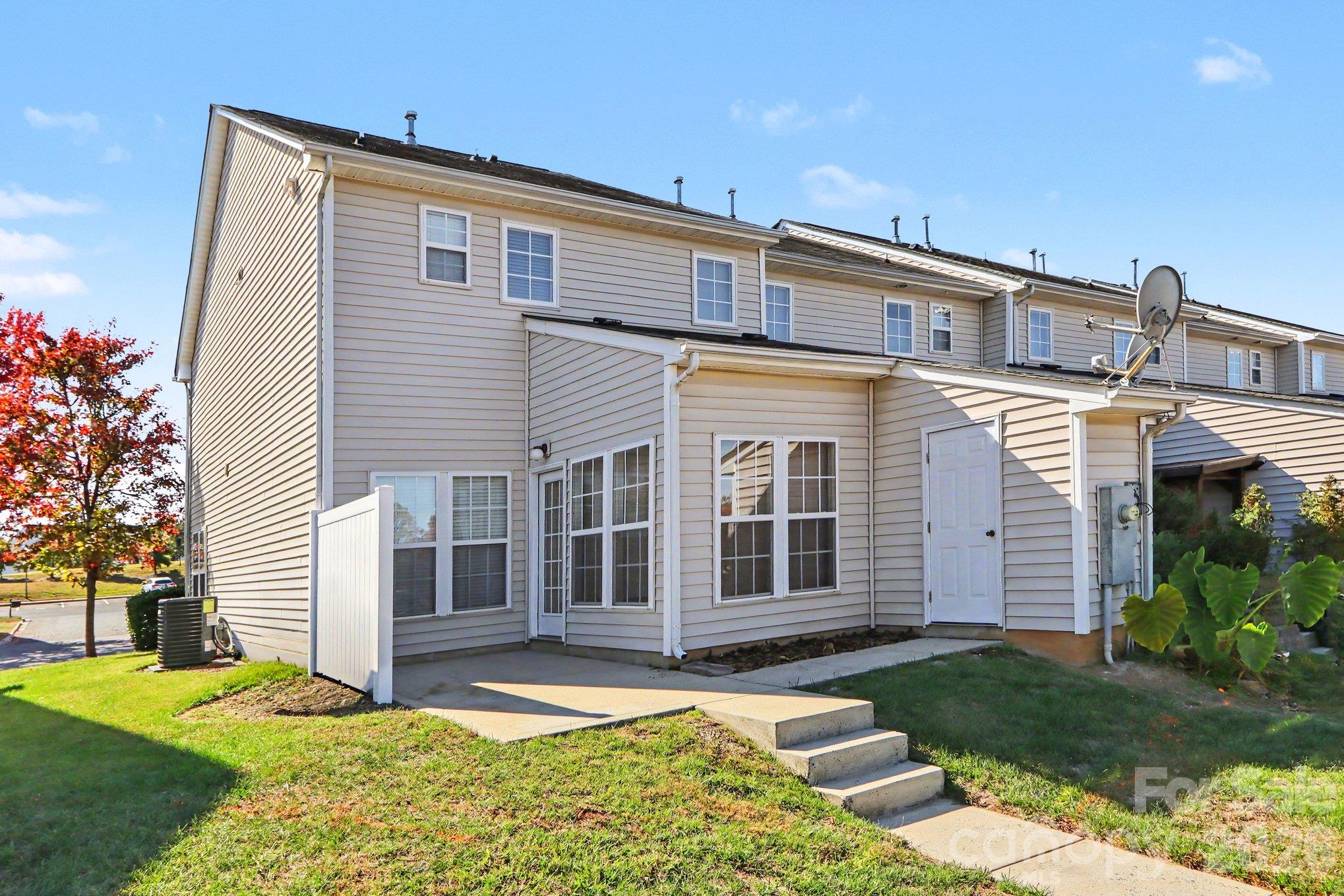 Townhouse at 4209 Coulter Crossing, Charlotte, photo 22 of 22