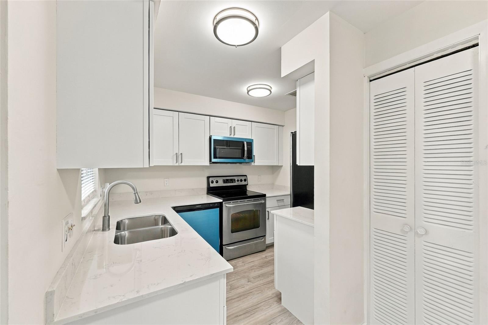 Condominium at 5765 SAINT CHRISTOPHER DR #56, ORLANDO, photo 9 of 42