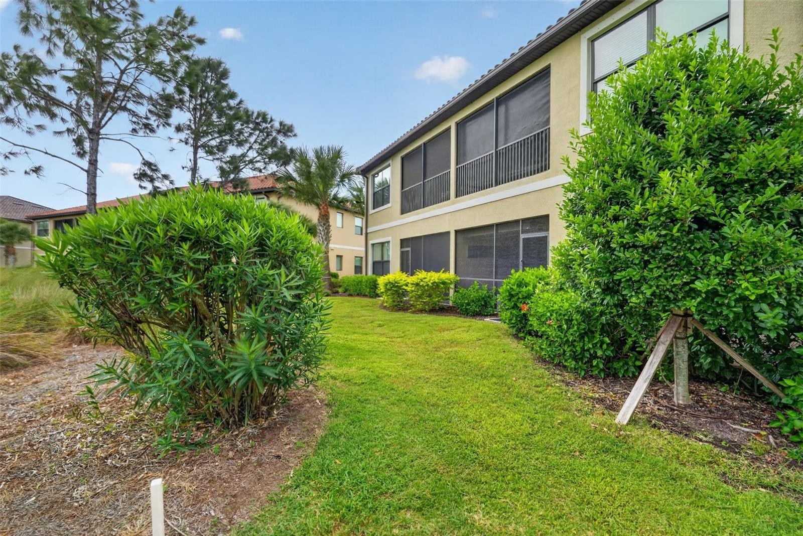 Condominium at 12660 SORRENTO WAY #103, BRADENTON, photo 43 of 57