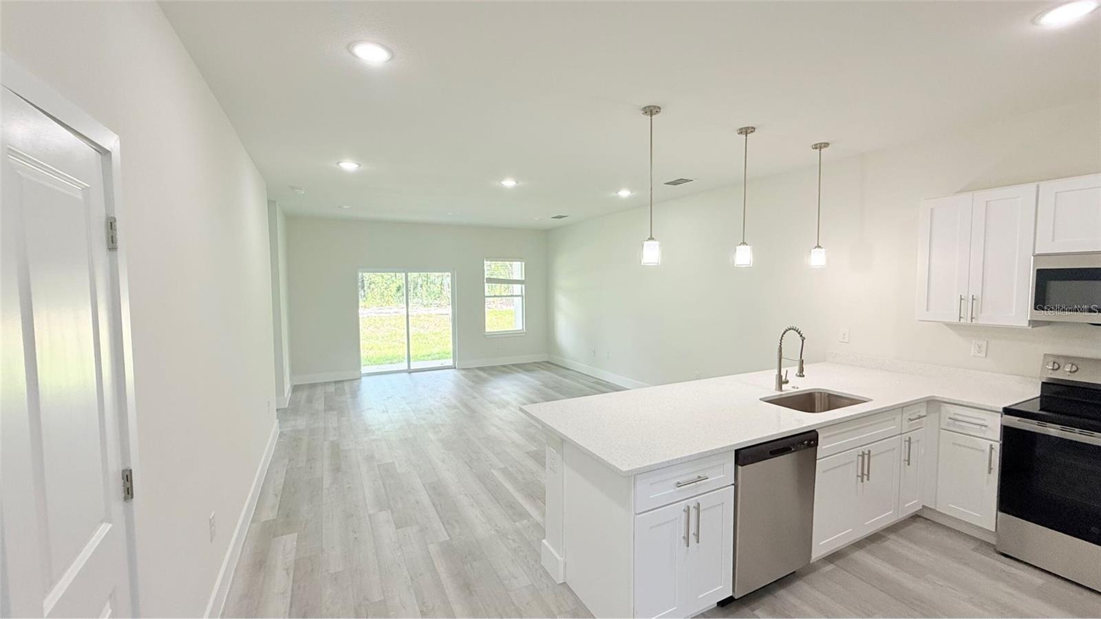 Half Duplex at 14037 SW 60TH TER, OCALA, photo 3 of 13
