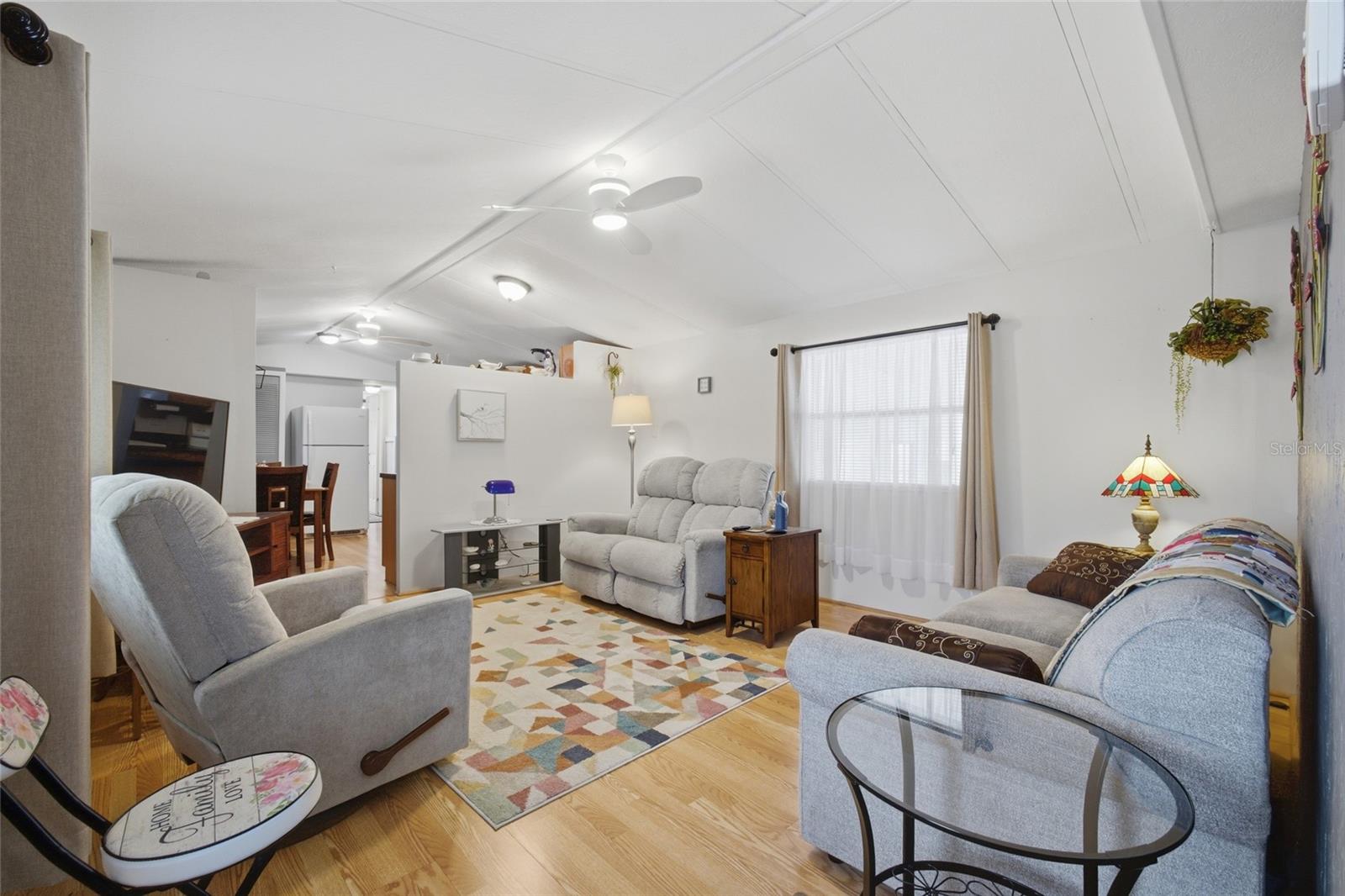 Manufactured Home at 4121 JOYFUL LN, ZEPHYRHILLS, photo 5 of 31