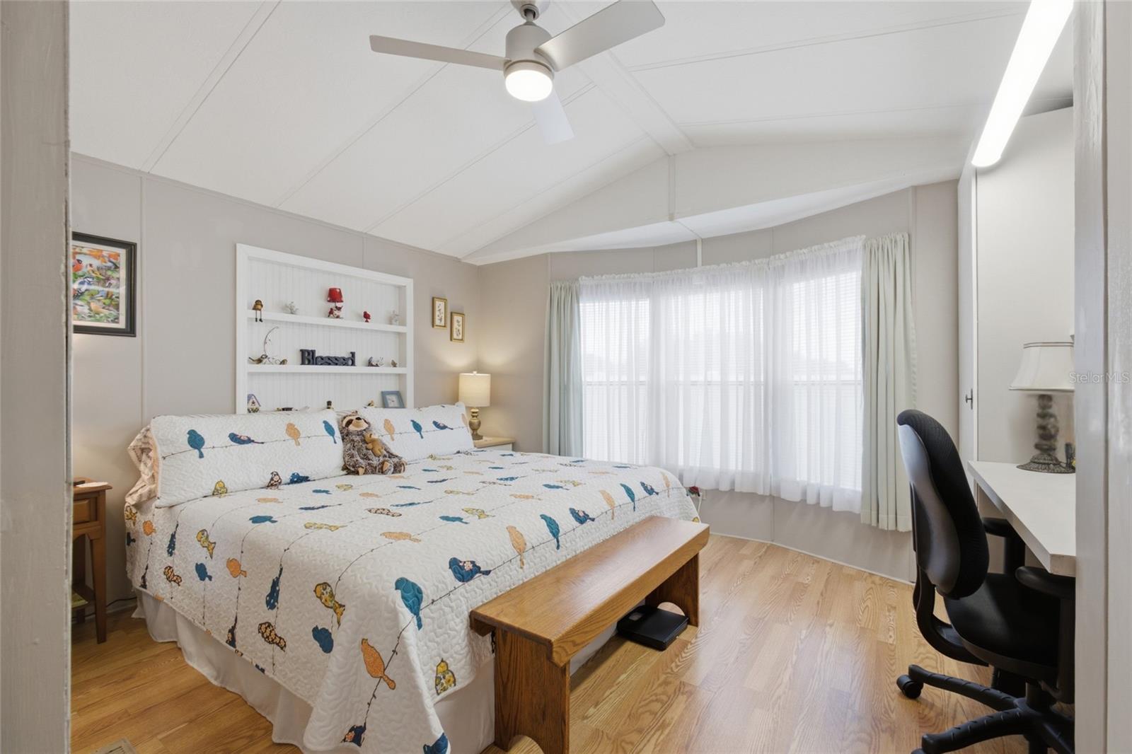Manufactured Home at 4121 JOYFUL LN, ZEPHYRHILLS, photo 9 of 31