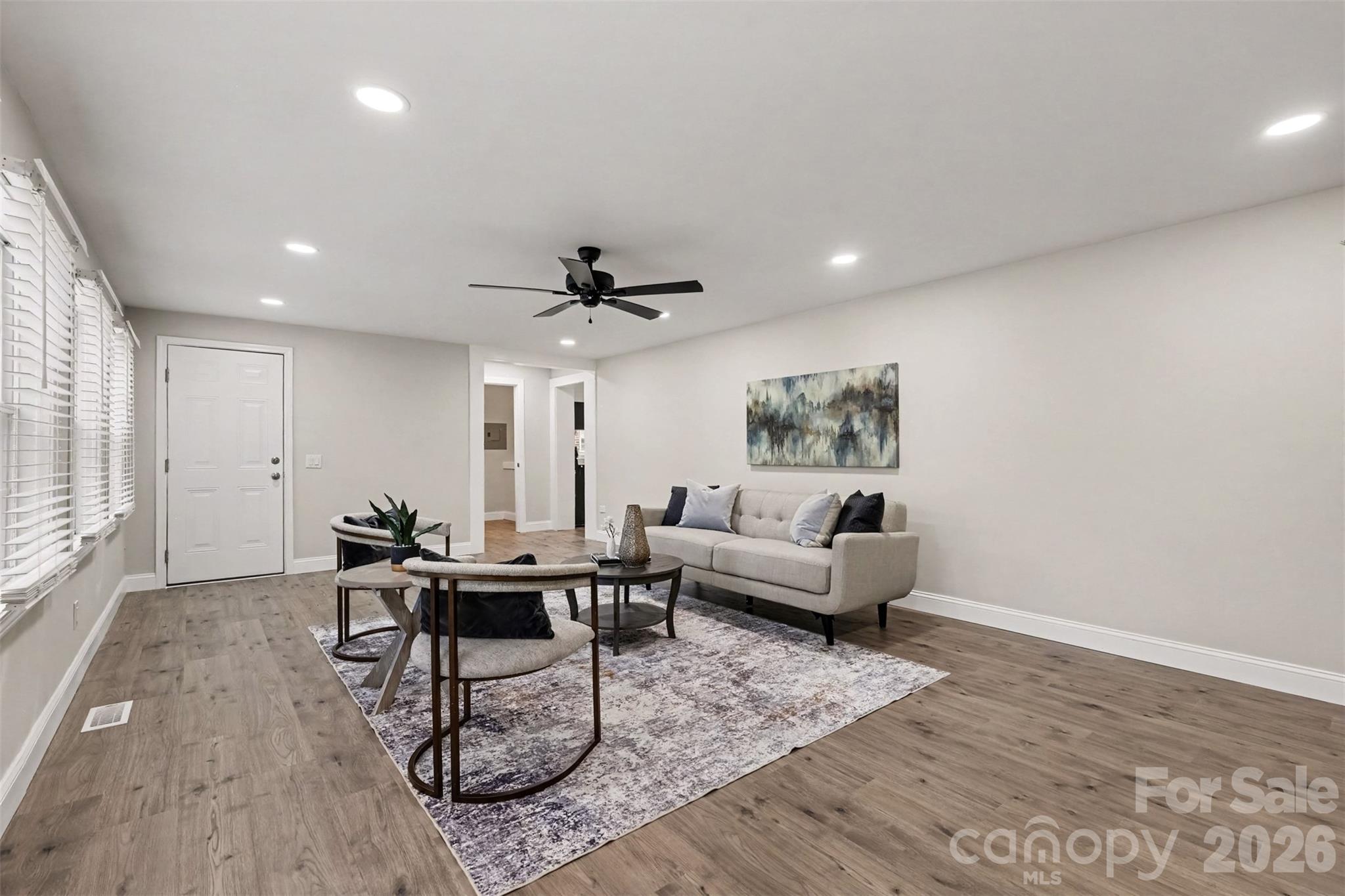 Spacious family room - so many possibilities! - 1801 Dallas Avenue, Charlotte