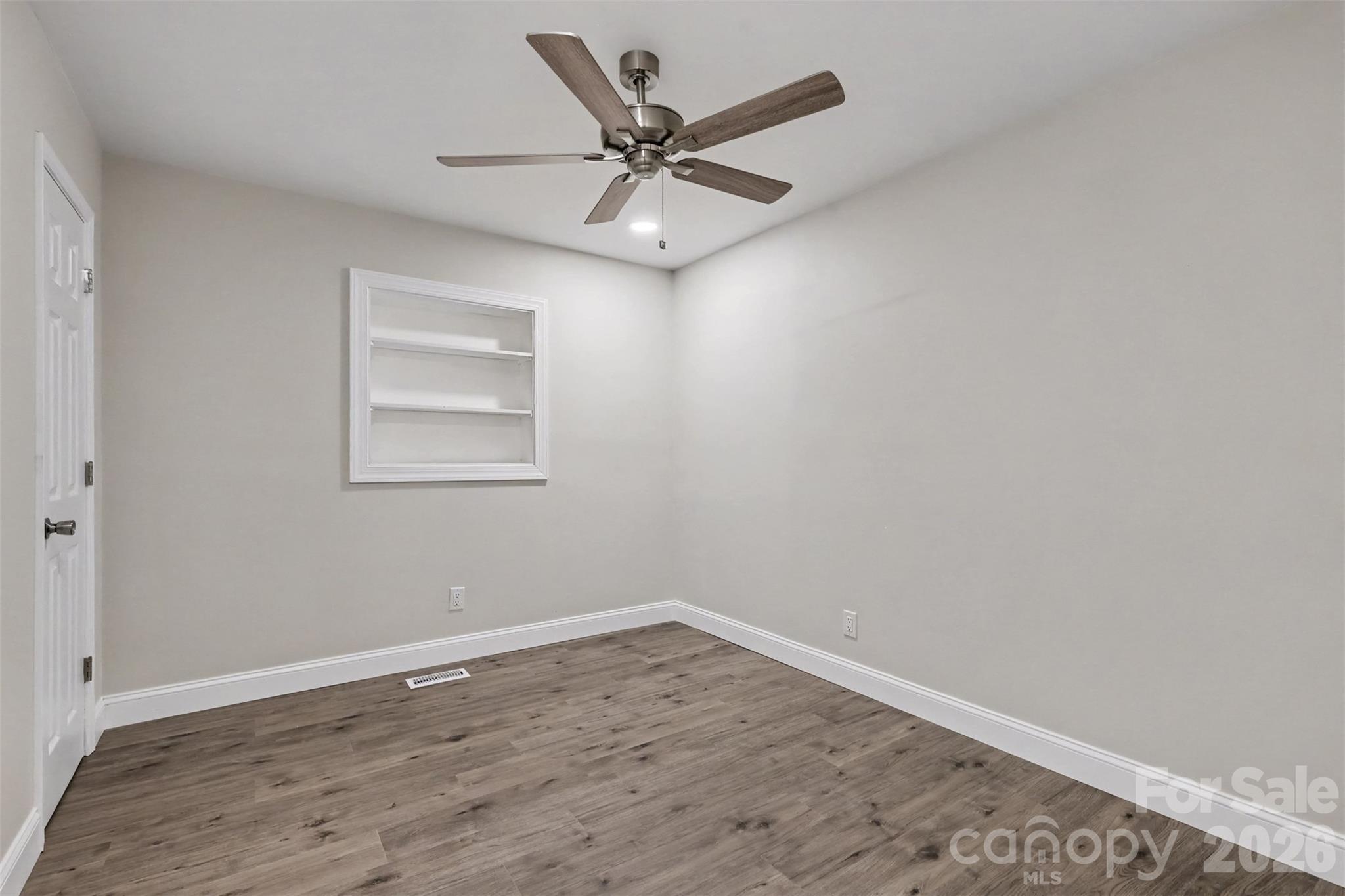 Secondary bedroom - 1801 Dallas Avenue, Charlotte