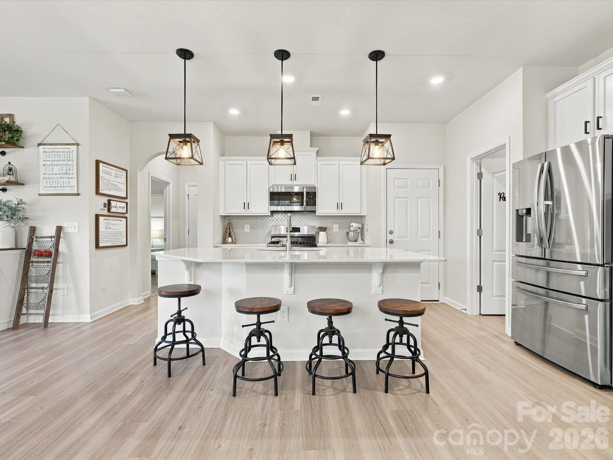 Single Family Residence at 5012 Lily Pond Circle, Waxhaw, photo 13 of 48