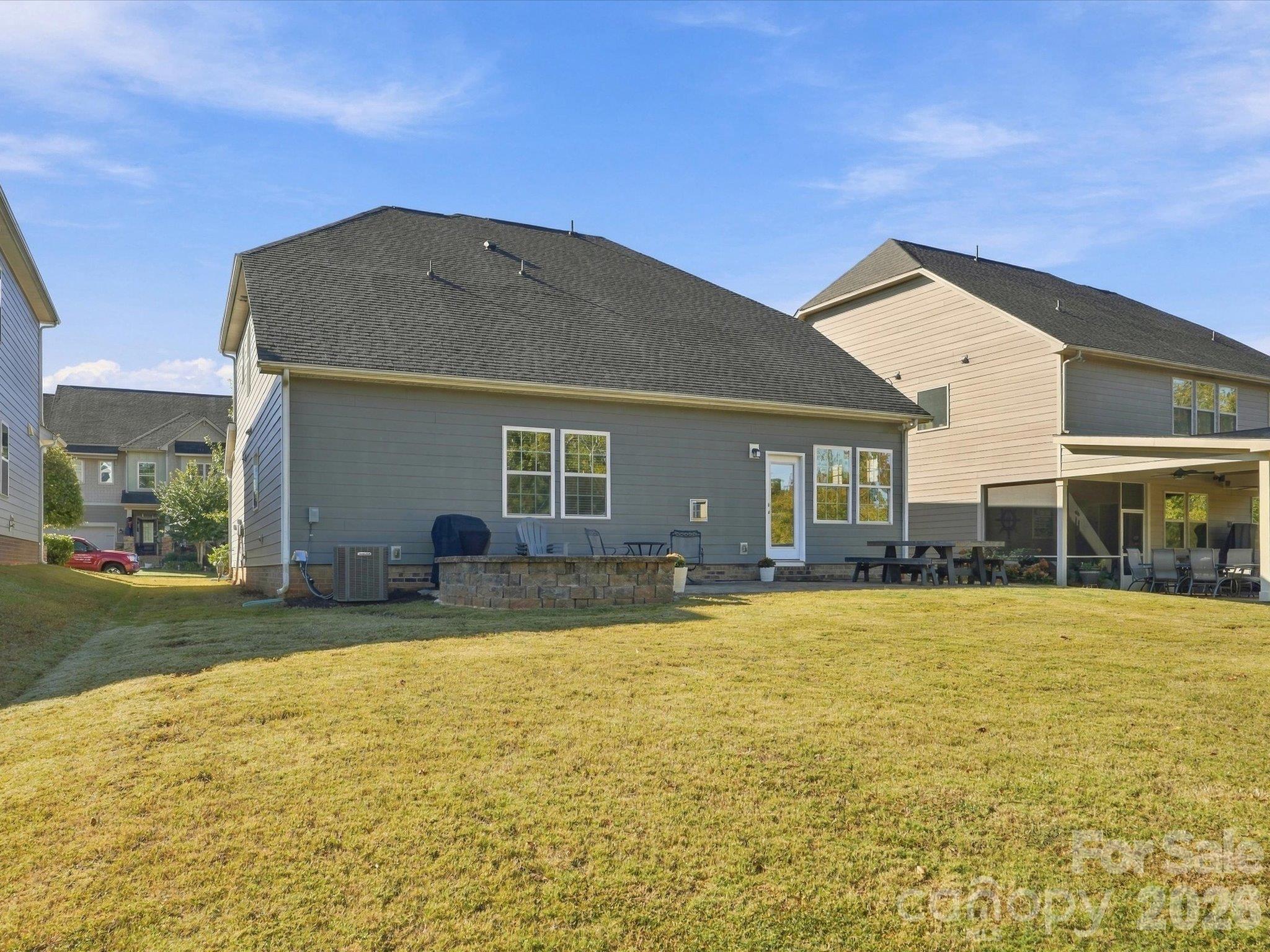 Single Family Residence at 5012 Lily Pond Circle, Waxhaw, photo 43 of 48