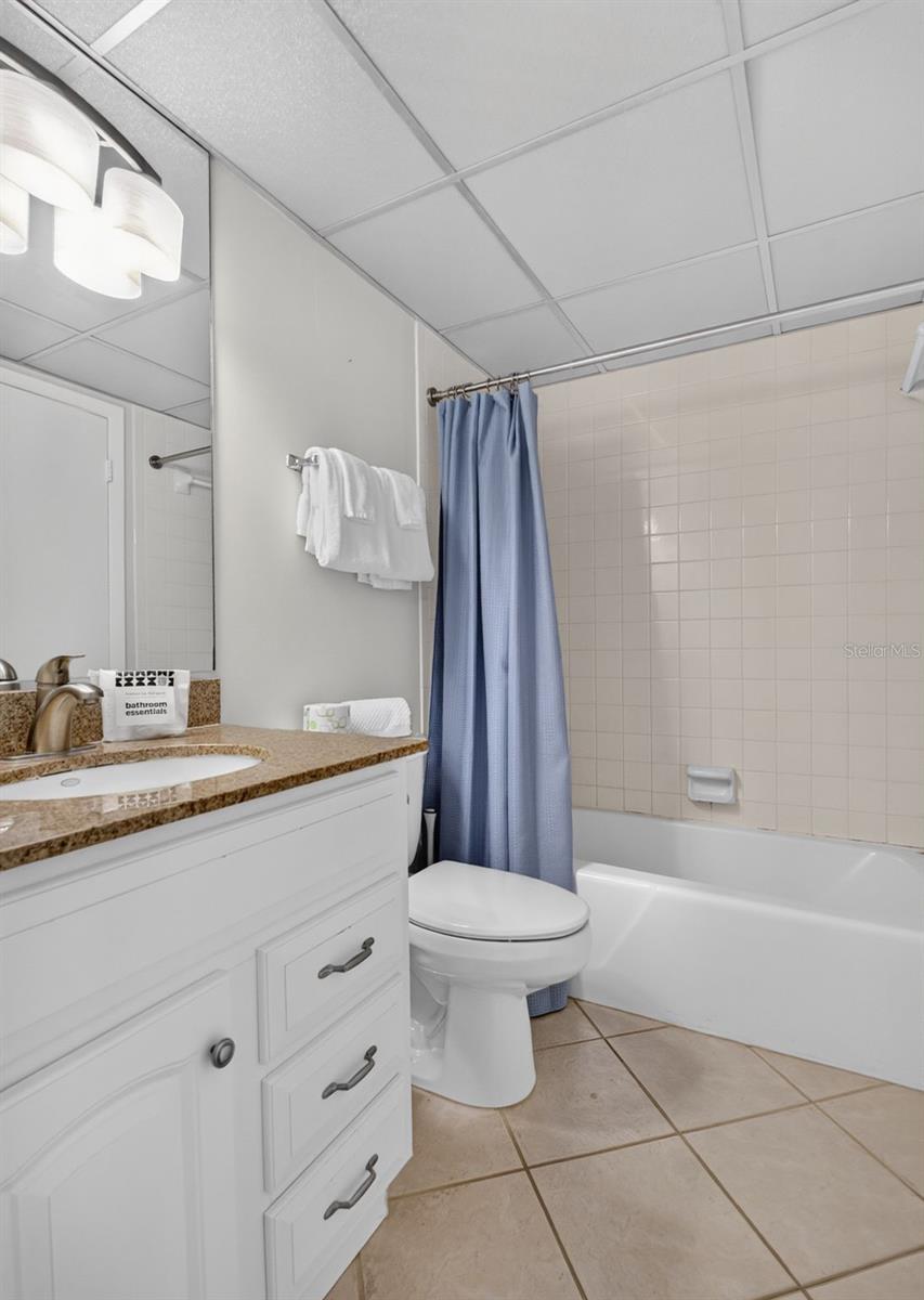 Condominium at 6157 MIDNIGHT PASS RD #E93, SARASOTA, photo 27 of 53