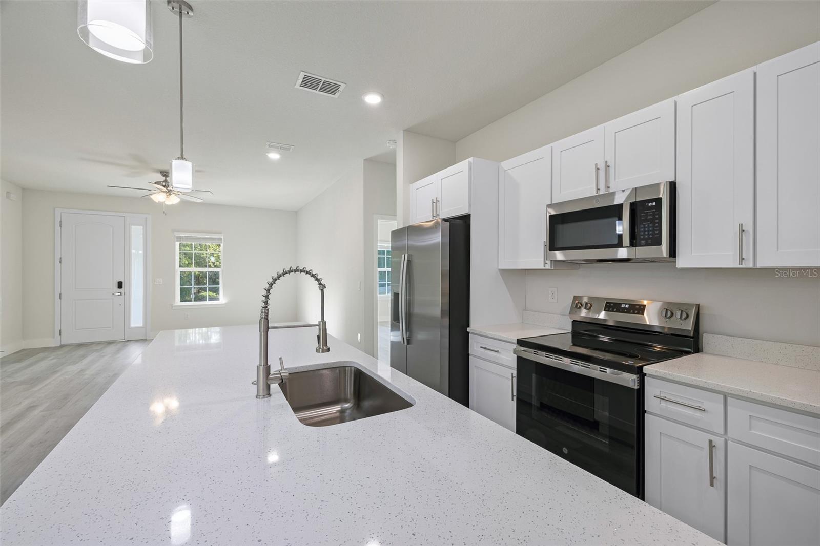 Single Family Residence at 3367 SW SOUNDVIEW DR, DUNNELLON, photo 12 of 44