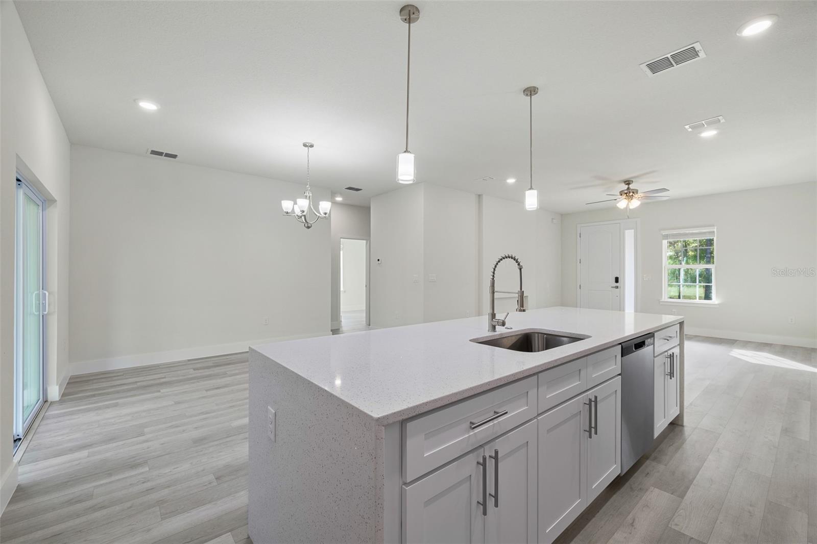 Single Family Residence at 3367 SW SOUNDVIEW DR, DUNNELLON, photo 13 of 44