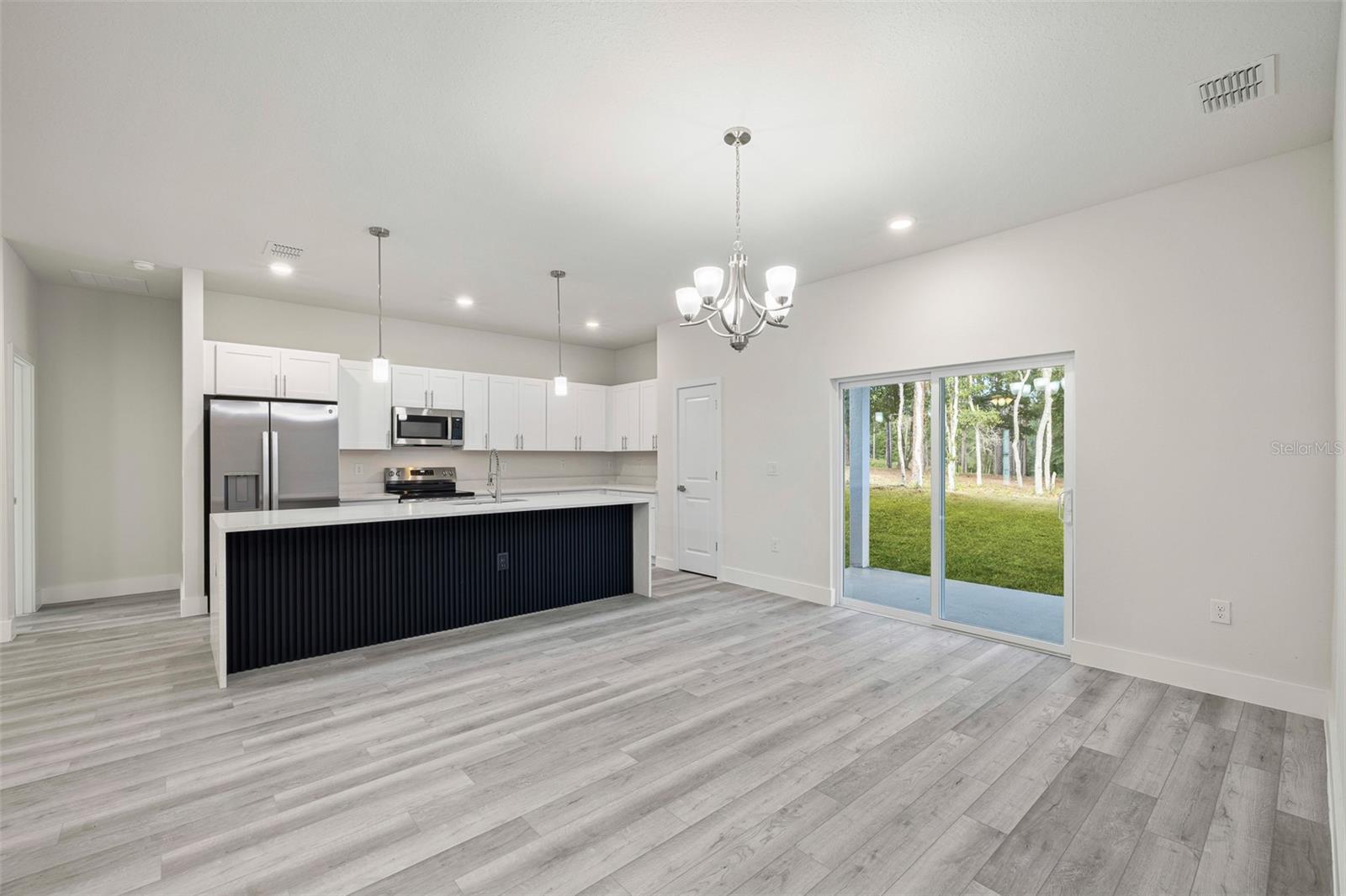 Single Family Residence at 3367 SW SOUNDVIEW DR, DUNNELLON, photo 17 of 44