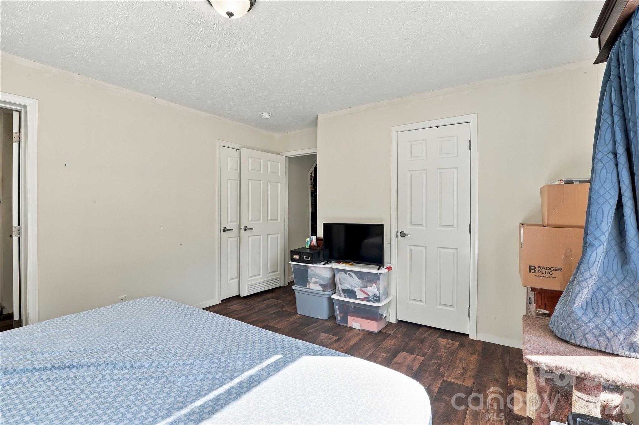 Single Family Residence at 106 Belinda Loop, Statesville, photo 14 of 29