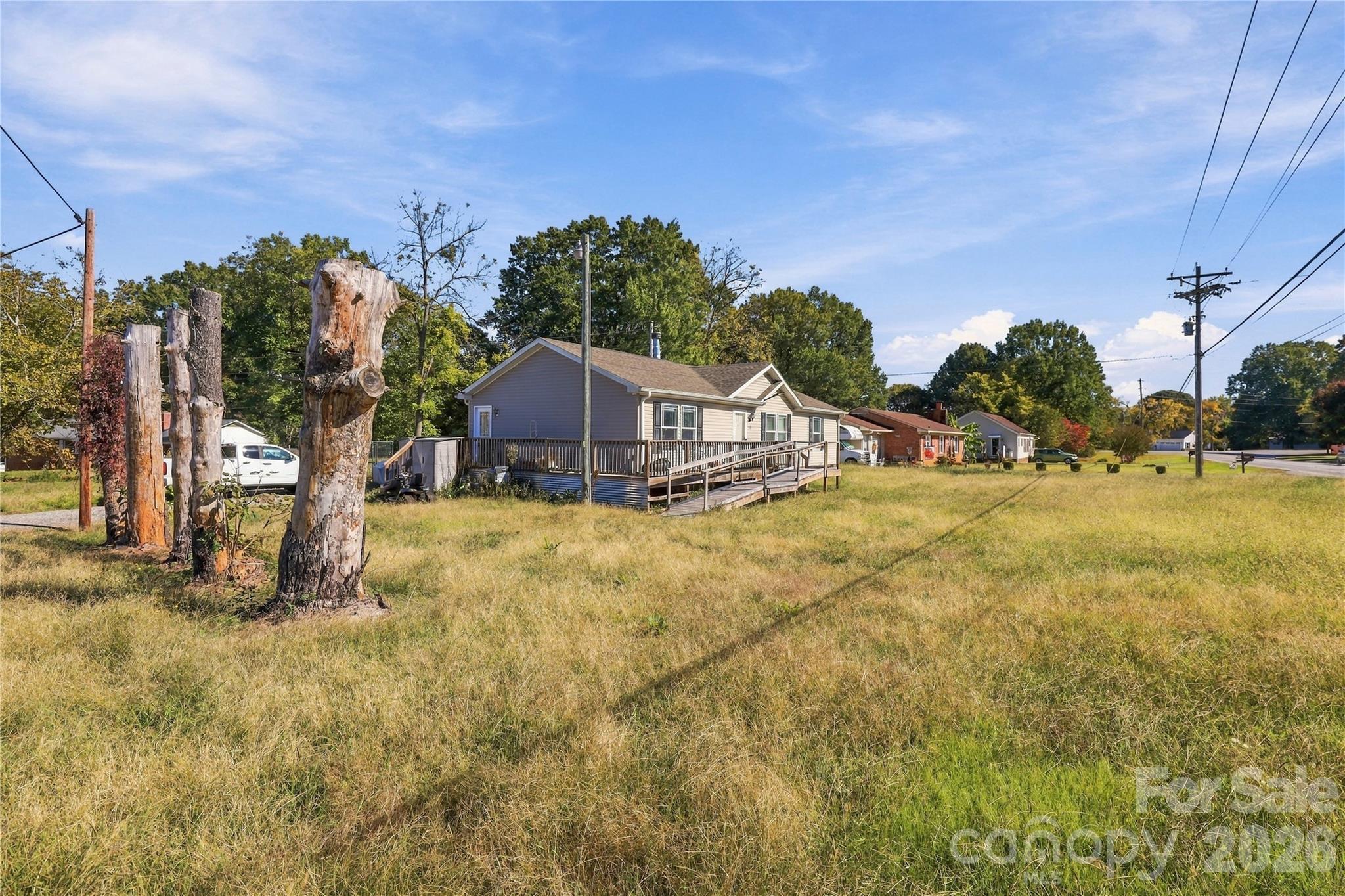 Single Family Residence at 106 Belinda Loop, Statesville, photo 27 of 29