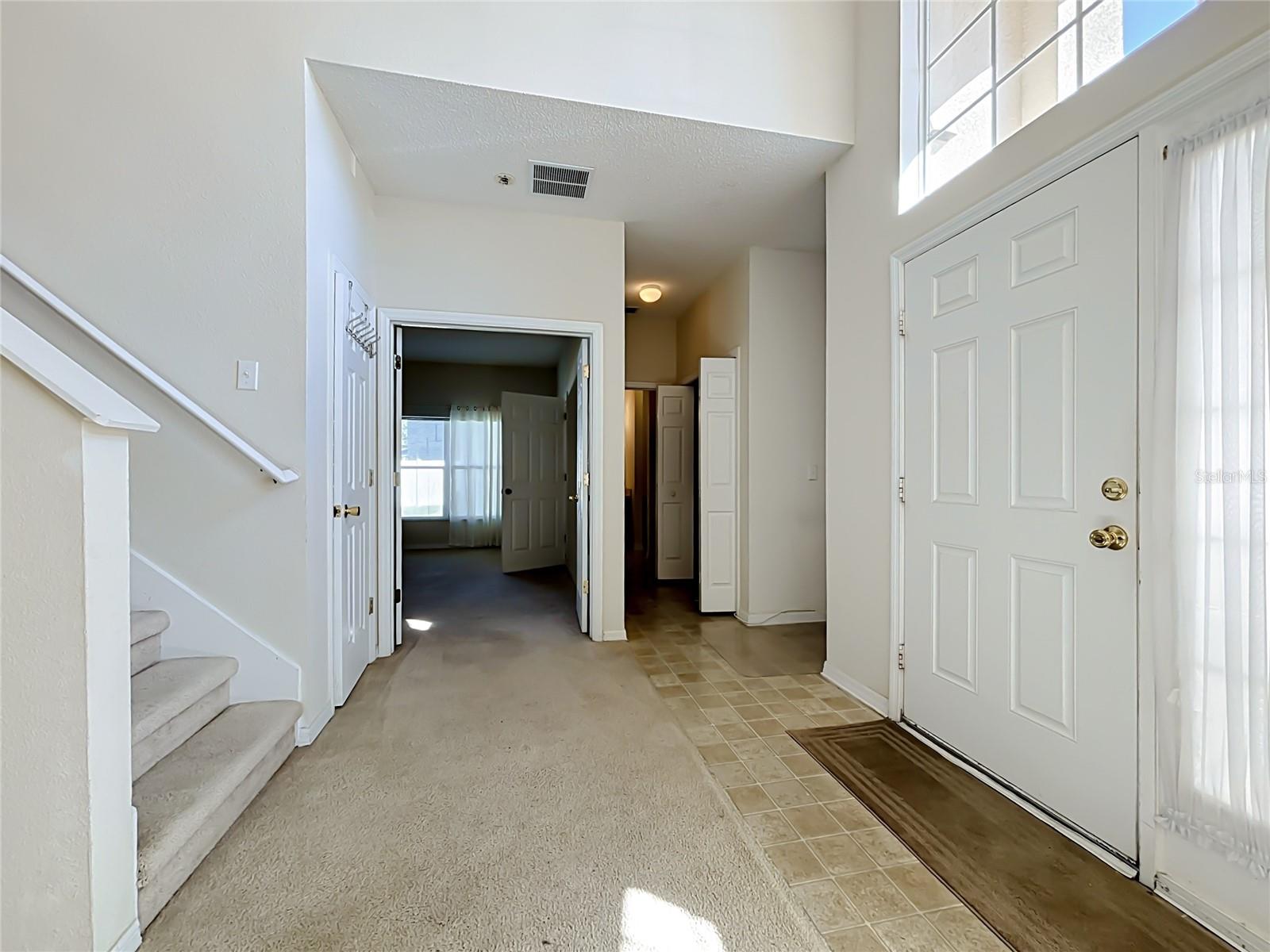 Single Family Residence at 750 BLOOMINGDALE DR, DAVENPORT, photo 4 of 33
