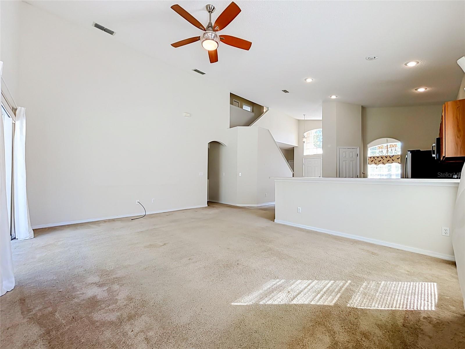 Single Family Residence at 750 BLOOMINGDALE DR, DAVENPORT, photo 14 of 33