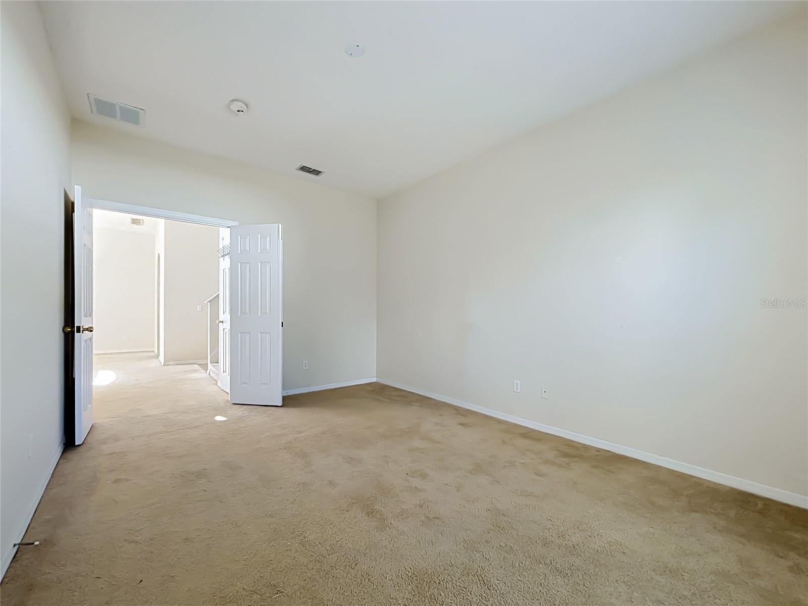 Single Family Residence at 750 BLOOMINGDALE DR, DAVENPORT, photo 17 of 33