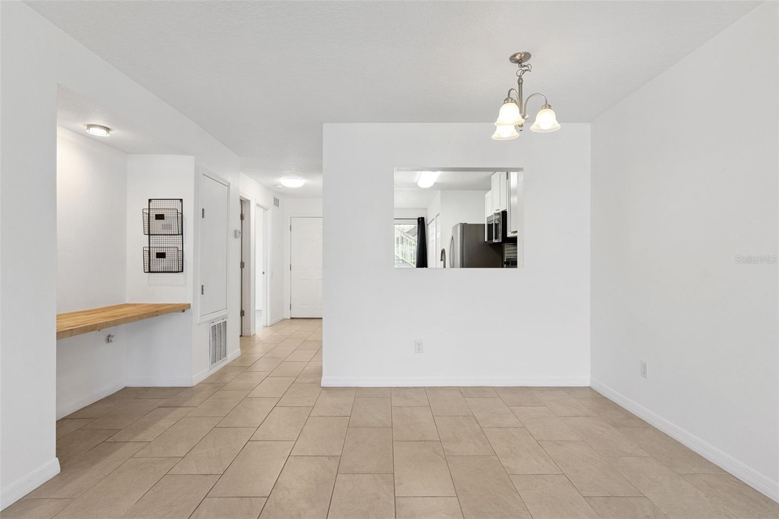 Condominium at 2254 GRENWICH AVE #2254, ORLANDO, photo 9 of 35