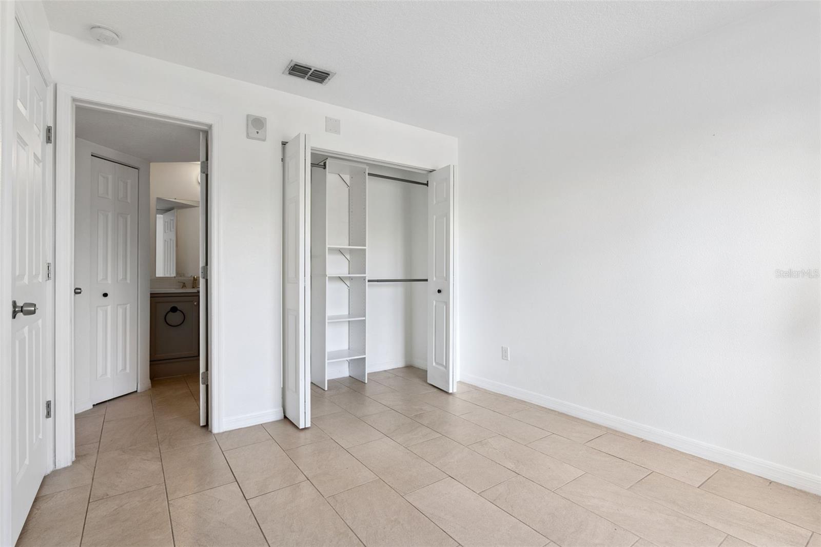 Condominium at 2254 GRENWICH AVE #2254, ORLANDO, photo 17 of 35