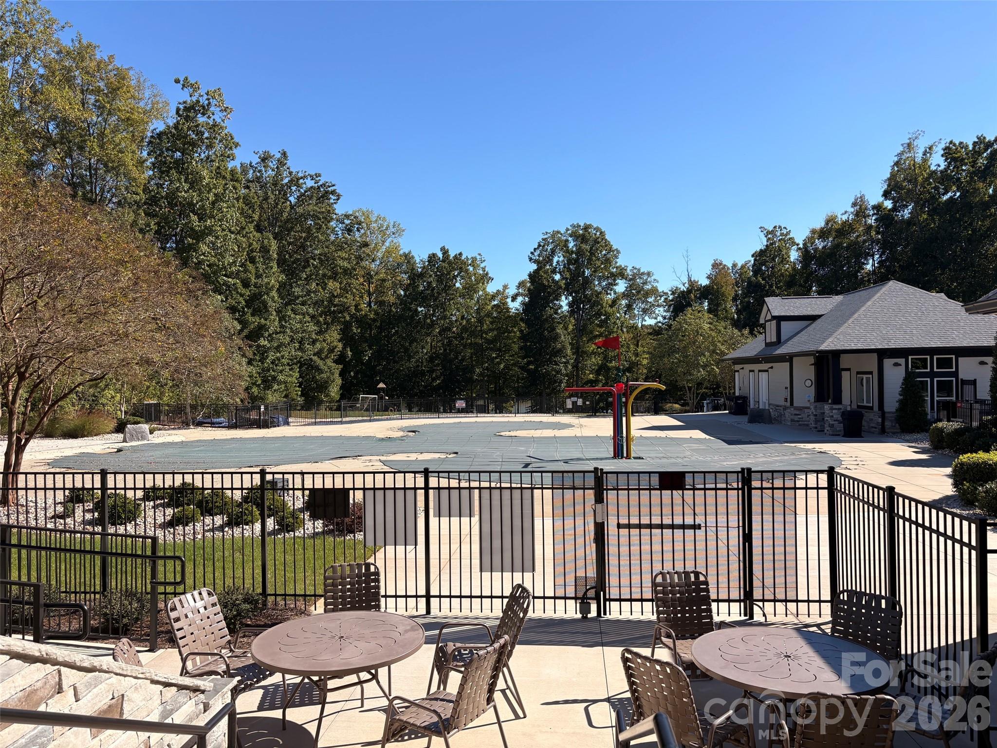 Upper pool - 8131 Merryvale Lane, Charlotte