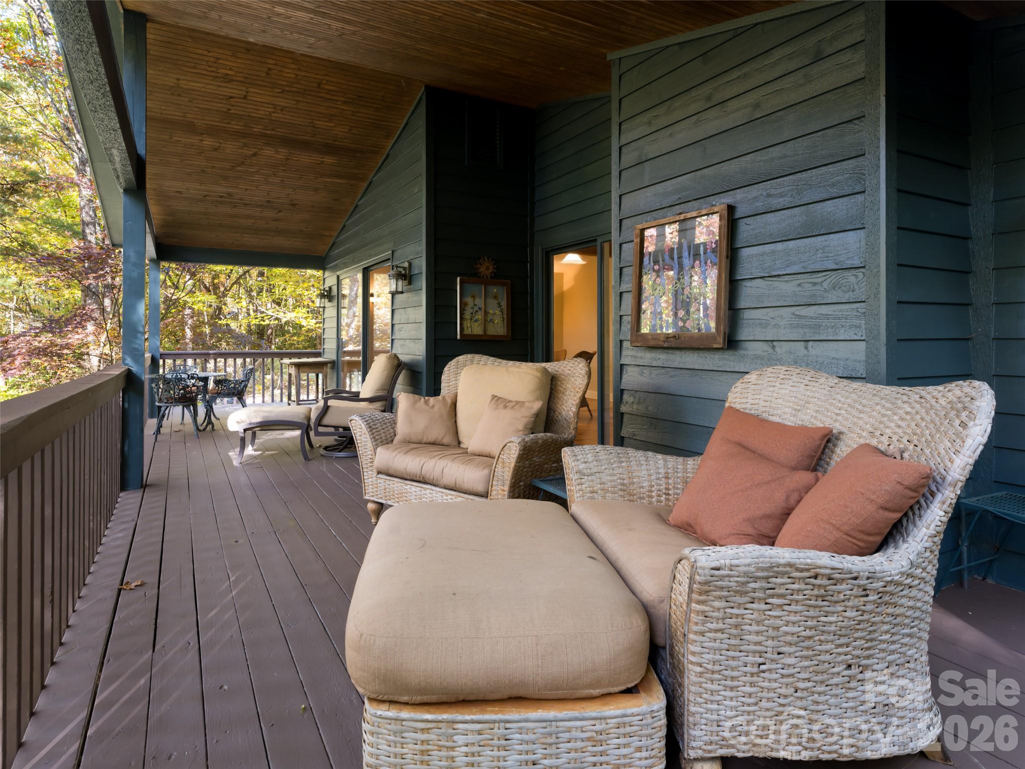 Single Family Residence at 944 Cold Mountain Road, Lake Toxaway, photo 16 of 43