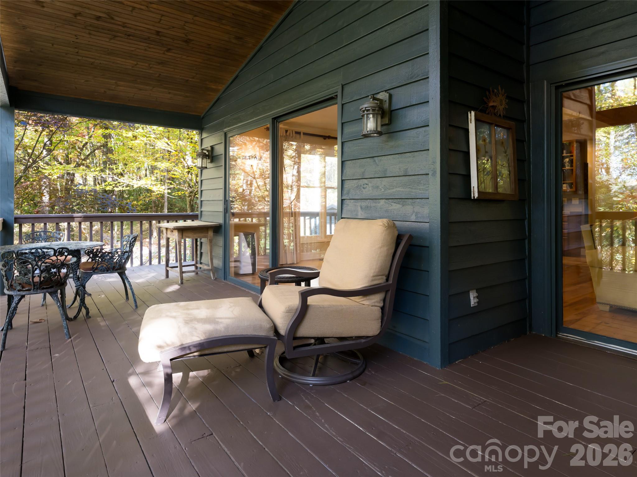 Single Family Residence at 944 Cold Mountain Road, Lake Toxaway, photo 17 of 43