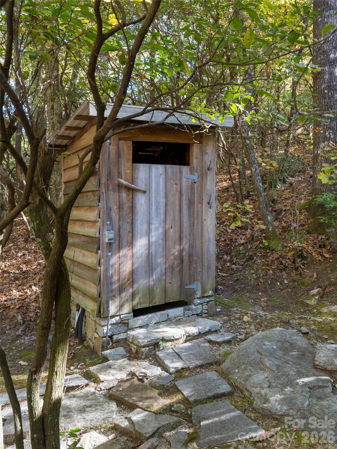 Single Family Residence at 944 Cold Mountain Road, Lake Toxaway, photo 39 of 43
