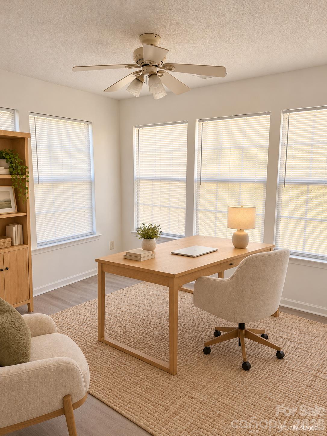 Condominium at 8119 Tremaine Circle, Charlotte, photo 9 of 37