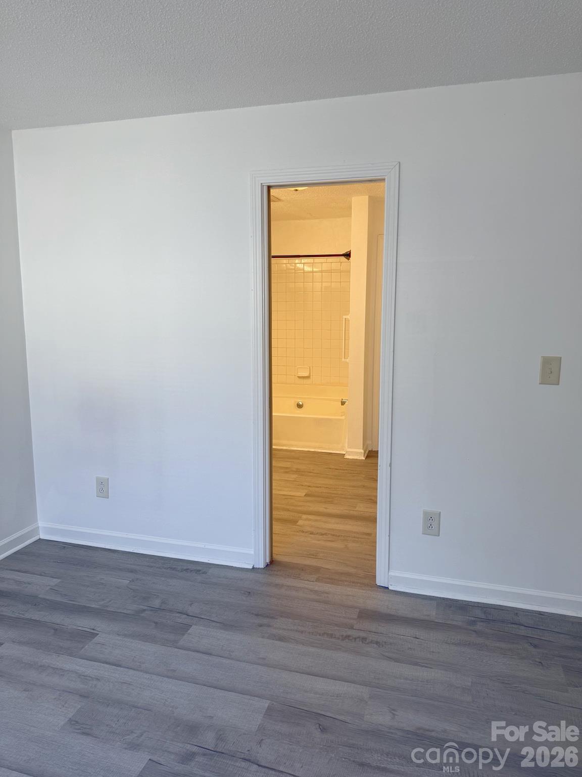 Condominium at 8119 Tremaine Circle, Charlotte, photo 24 of 37