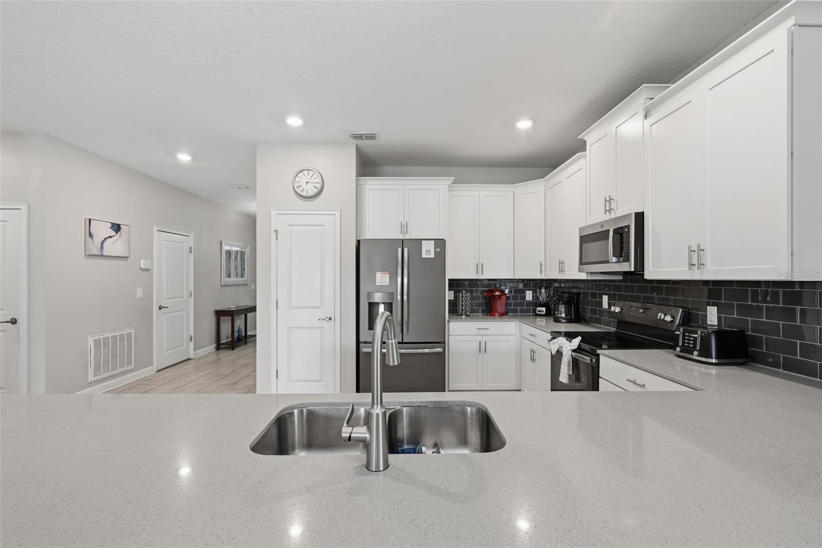 Single Family Residence at 1670 MOON VALLEY DR, DAVENPORT, photo 13 of 85