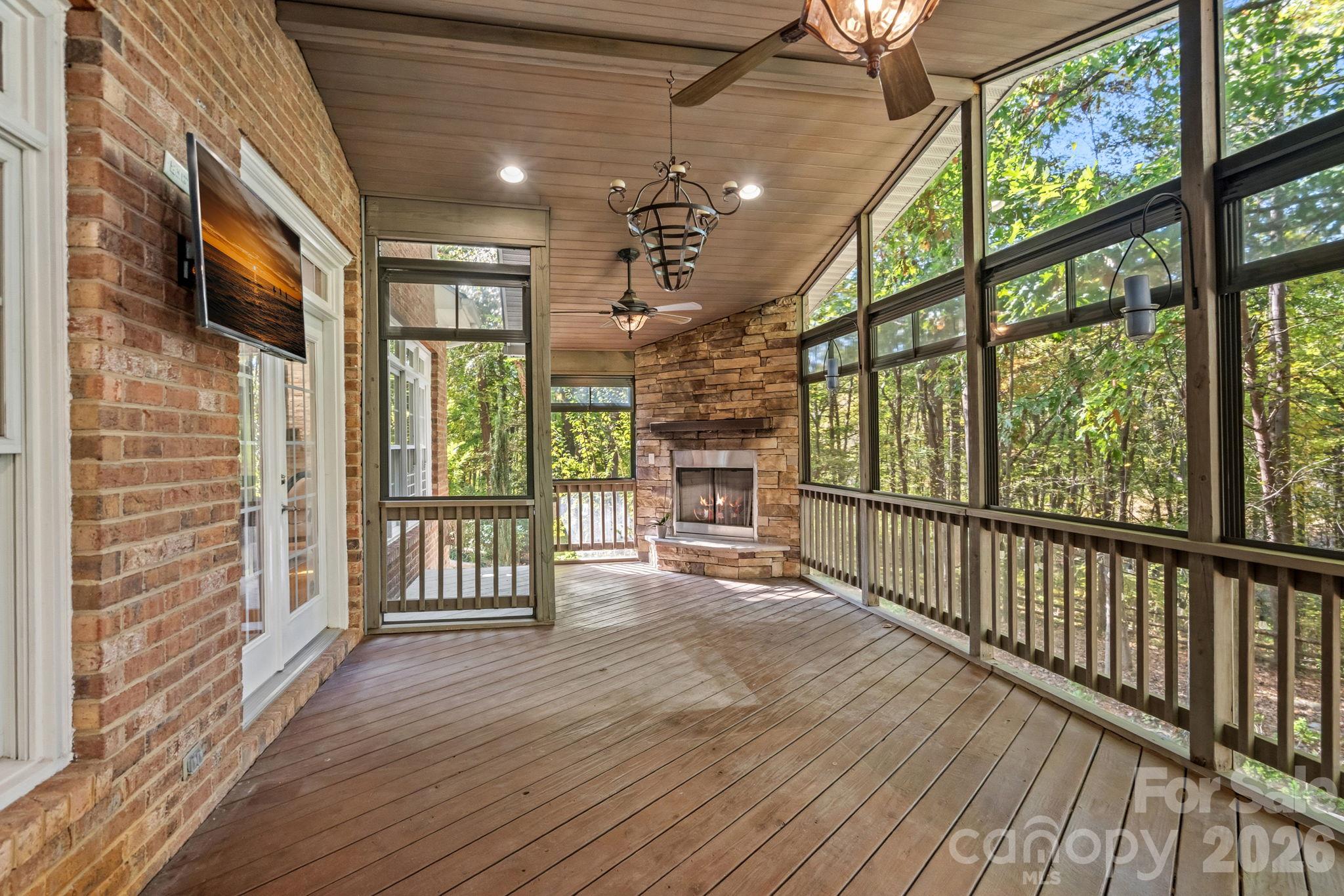 Single Family Residence at 4001 Nicole Eileen Lane, Charlotte, photo 28 of 43
