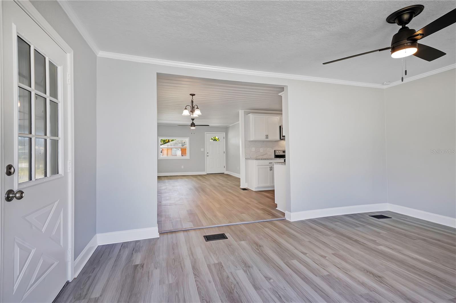 Single Family Residence at 5926 CRAFTON DR, LAKELAND, photo 14 of 43
