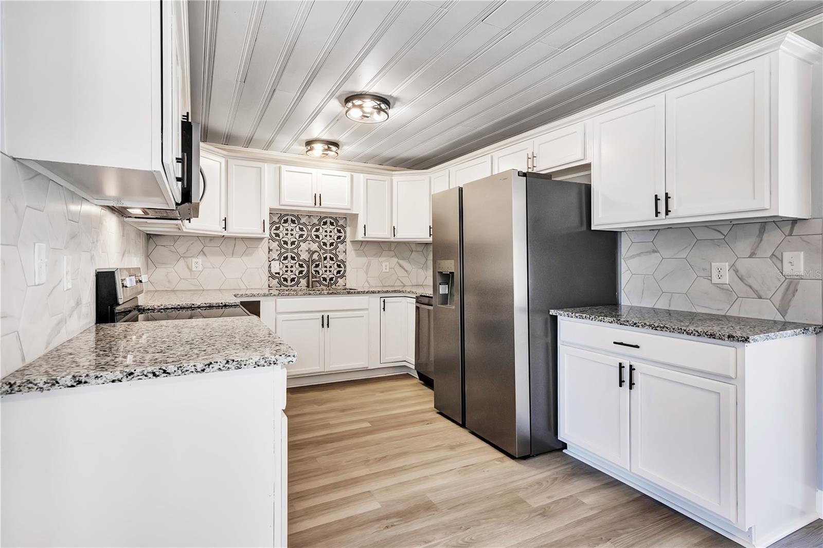 Single Family Residence at 5926 CRAFTON DR, LAKELAND, photo 15 of 43