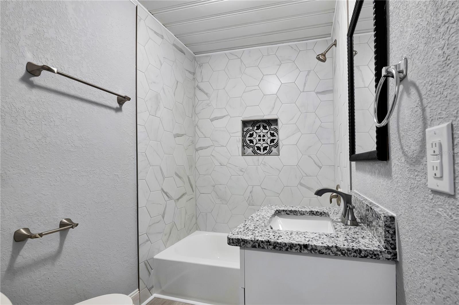 Single Family Residence at 5926 CRAFTON DR, LAKELAND, photo 26 of 43