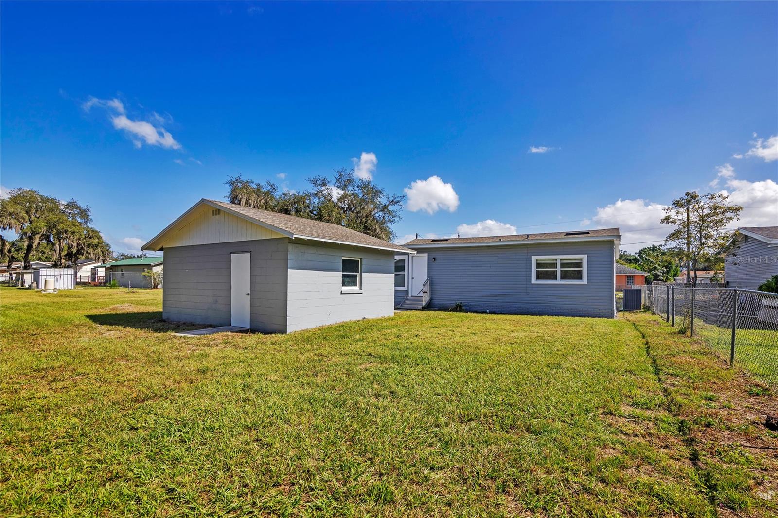 Single Family Residence at 5926 CRAFTON DR, LAKELAND, photo 32 of 43