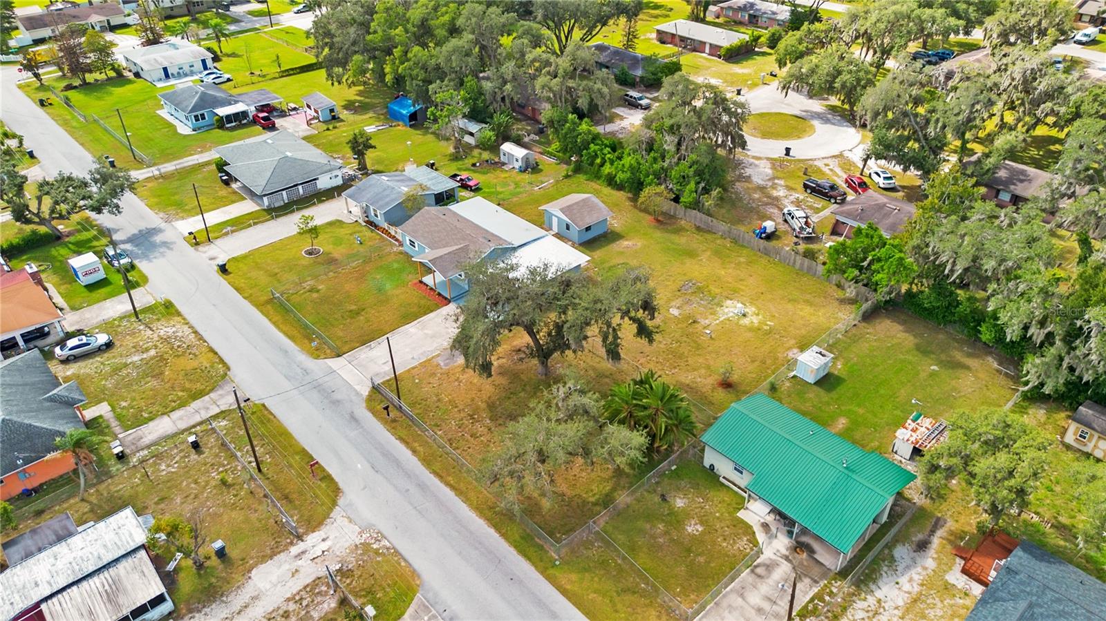 Single Family Residence at 5926 CRAFTON DR, LAKELAND, photo 38 of 43